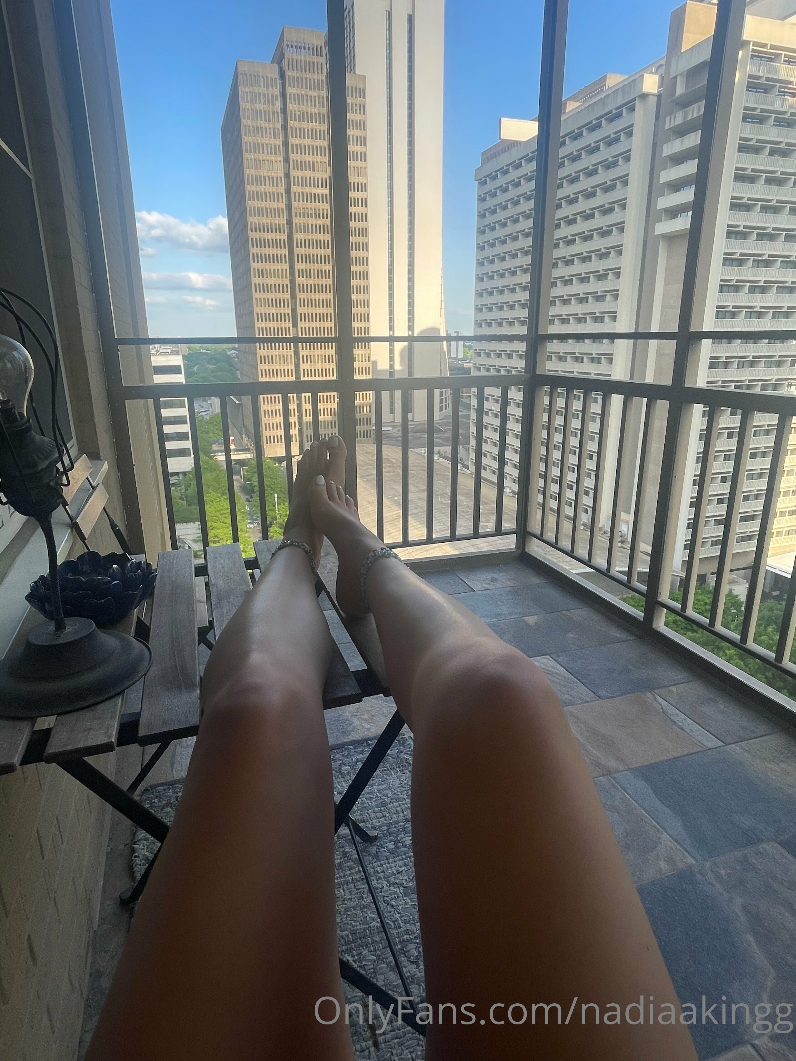 nadiaakingg feet photo 2