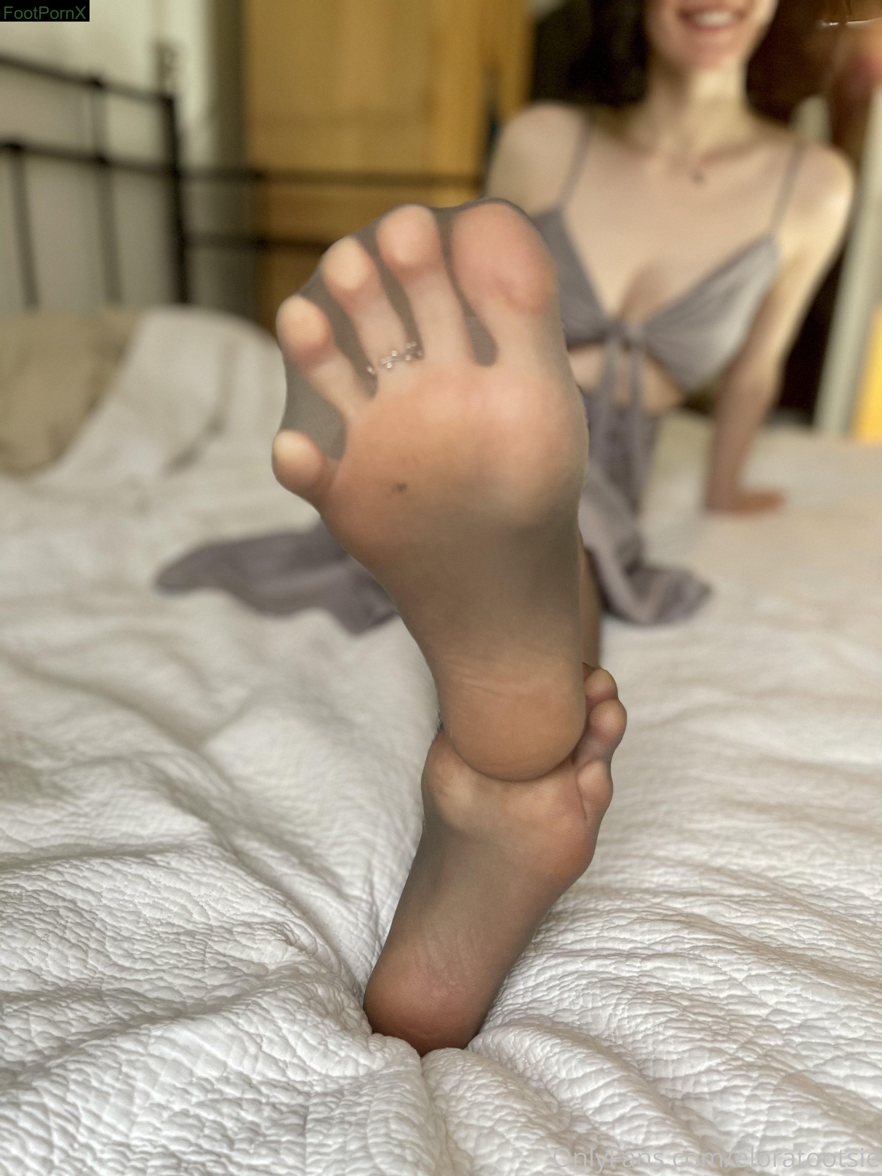 eloratootsie feet photo 19