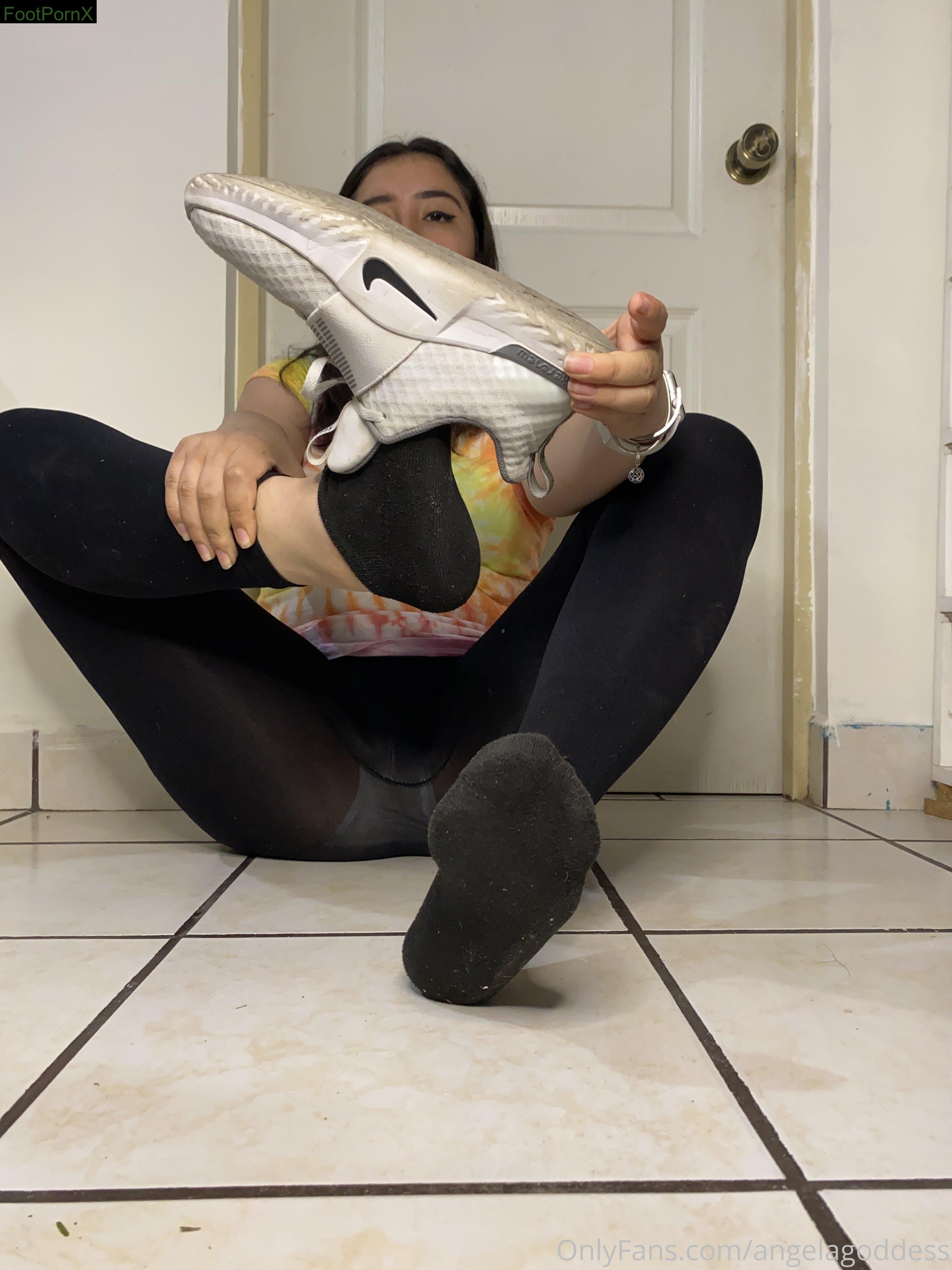 angelagoddess feet photo 2