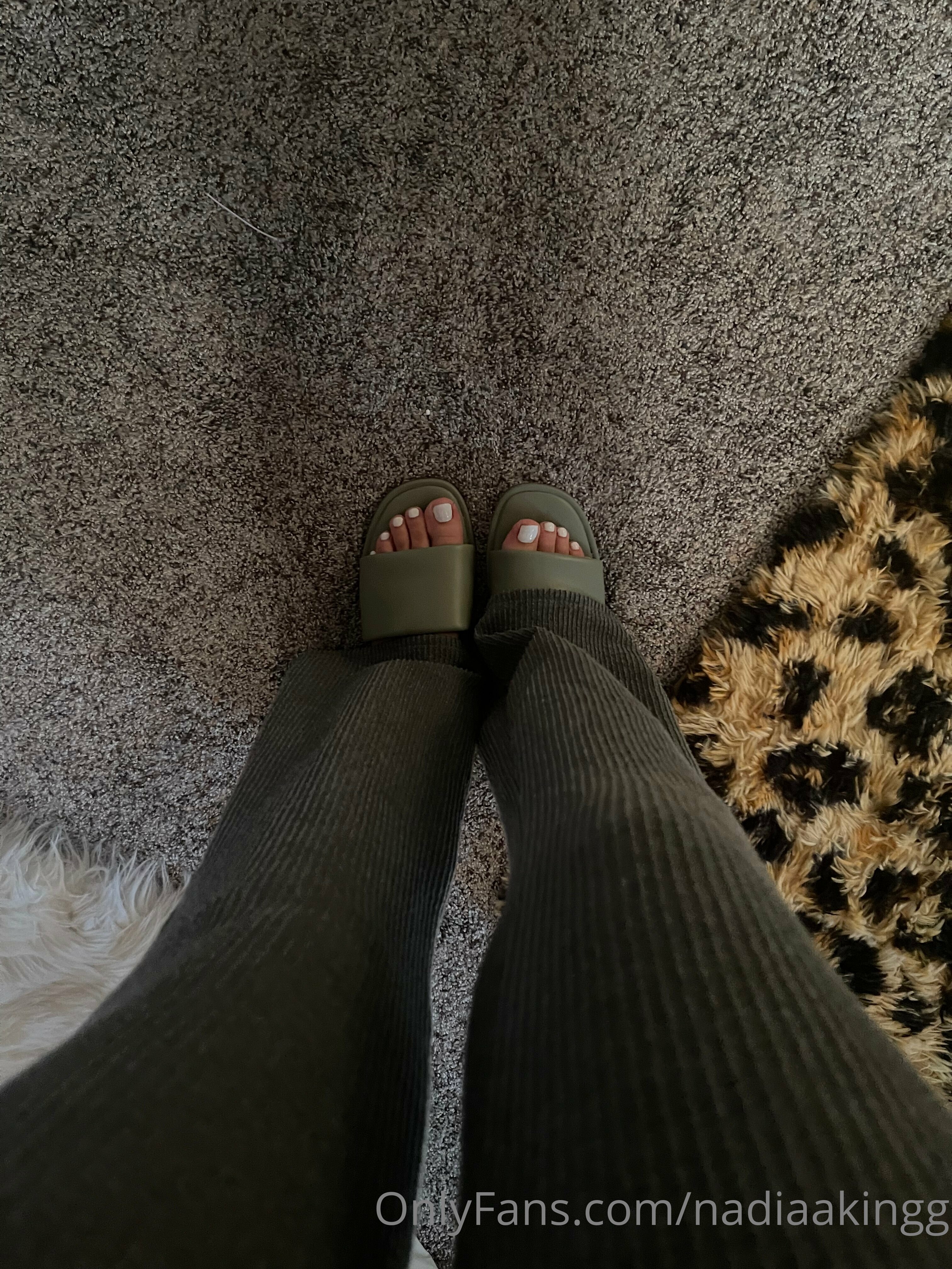 nadiaakingg feet photo 17