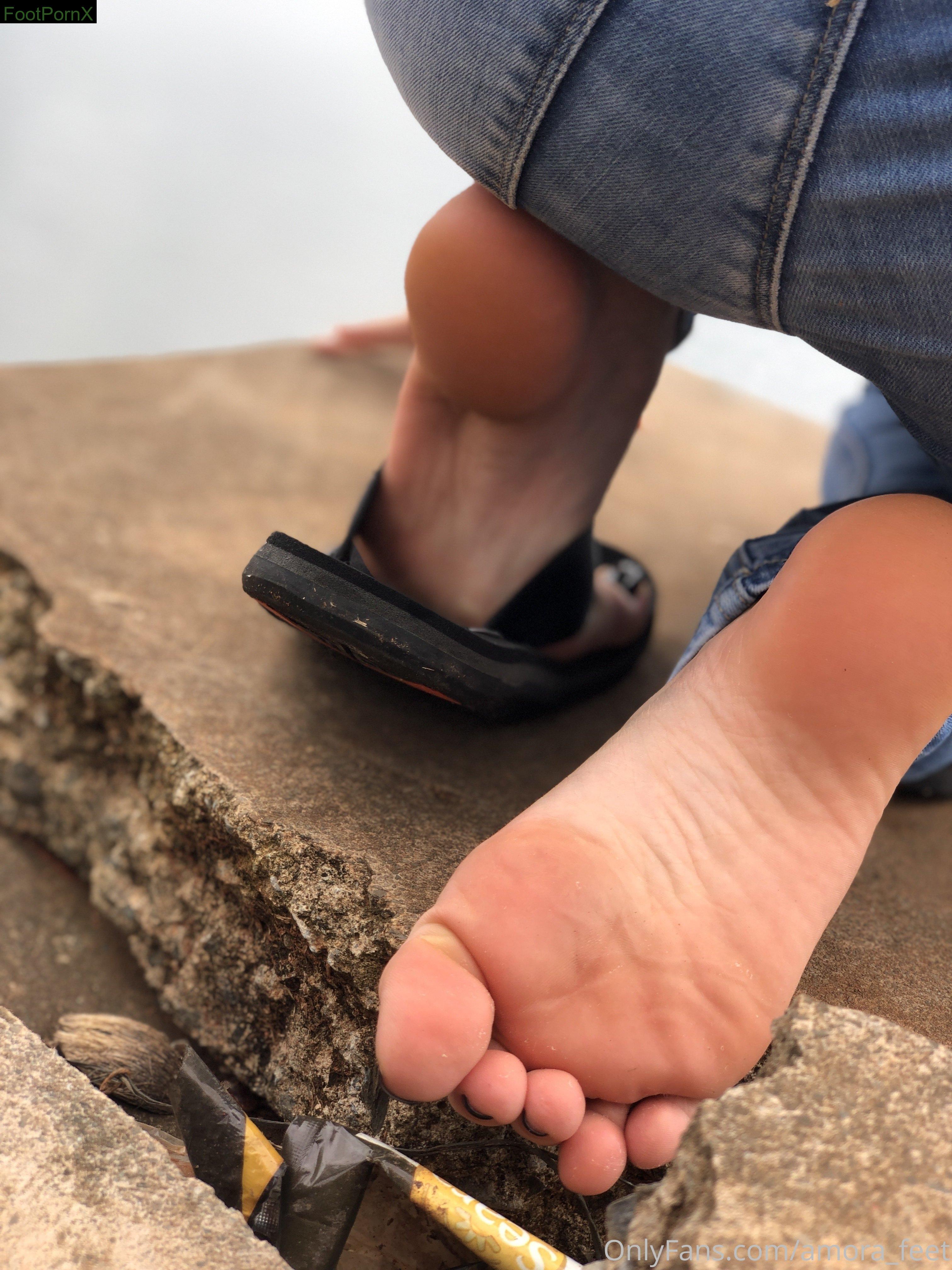 amora_feet feet photo 20