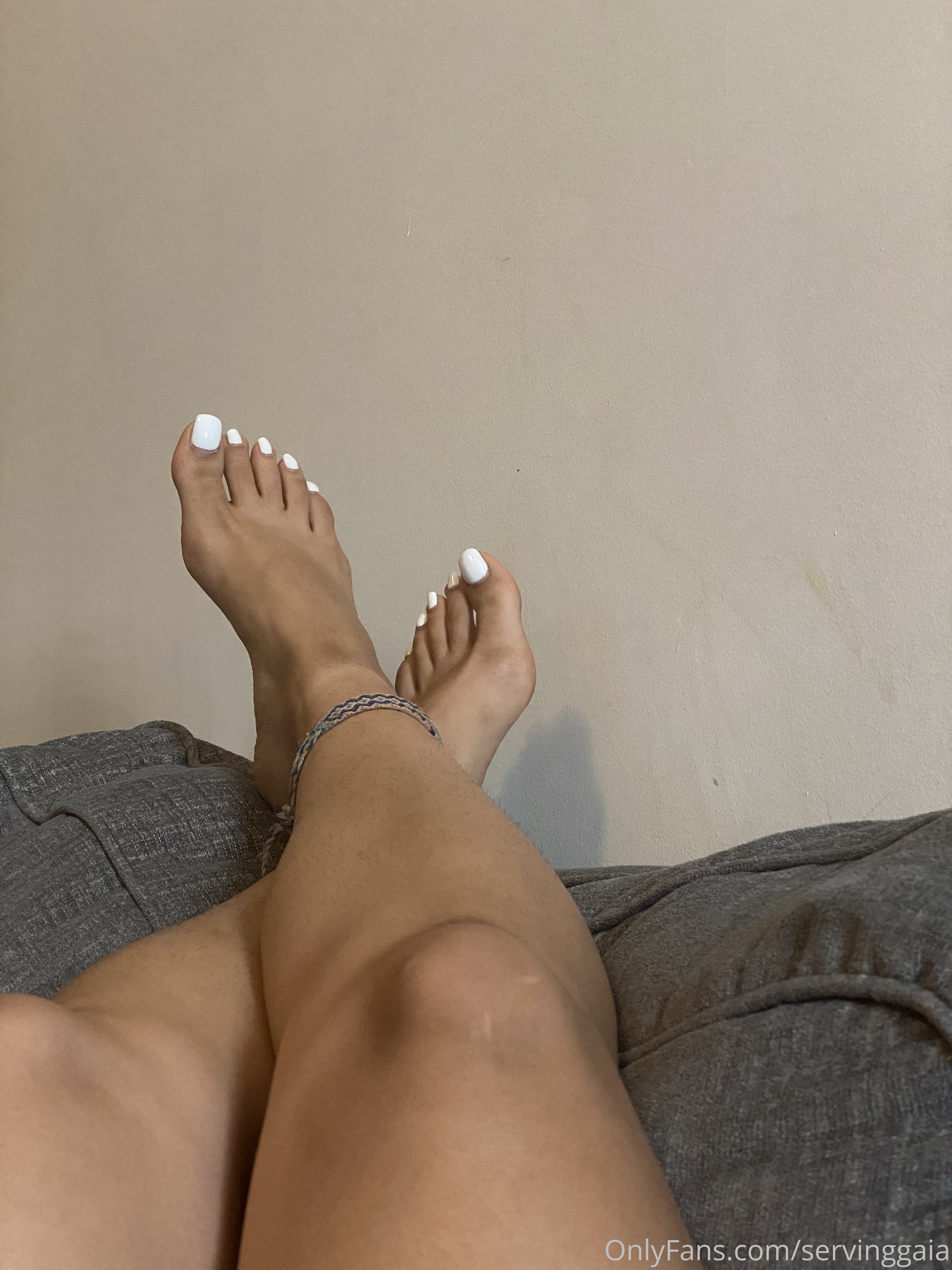 servinggaia feet photo 15