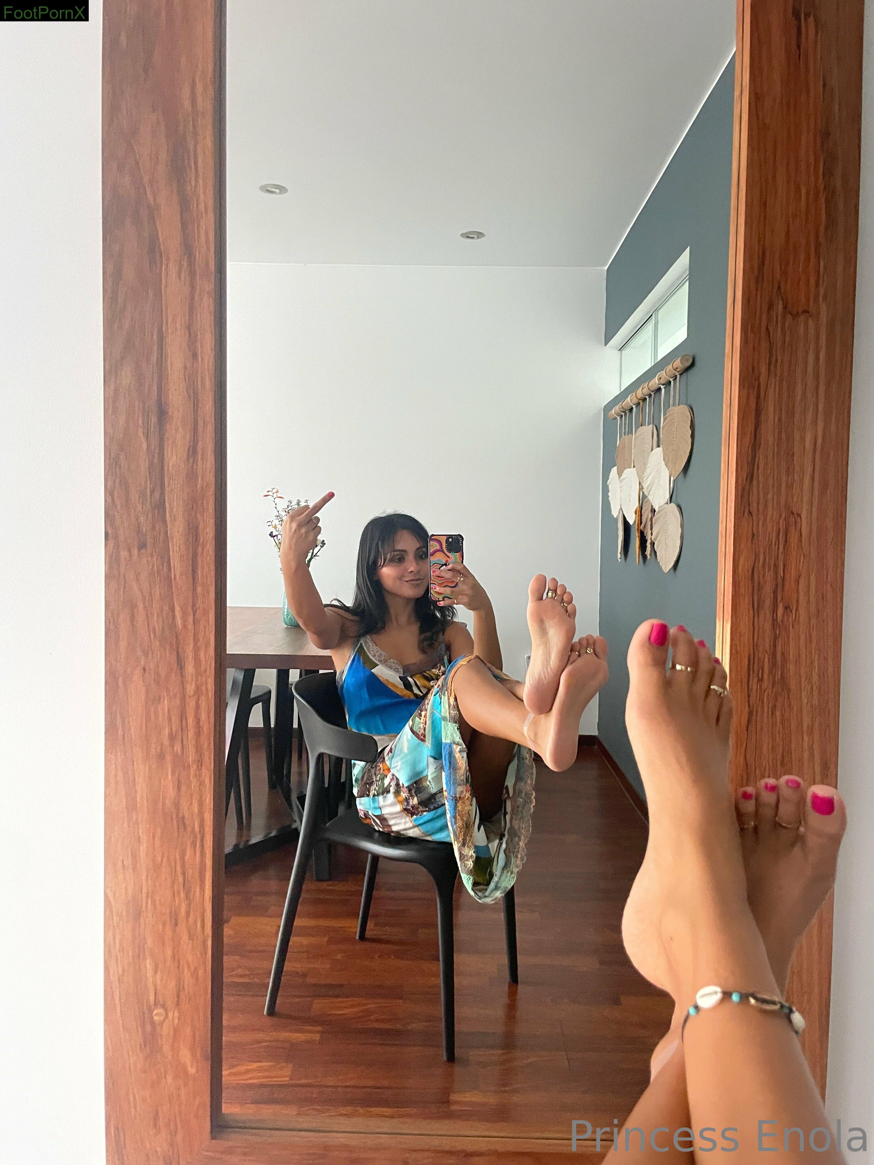 princess_enola feet photo 15