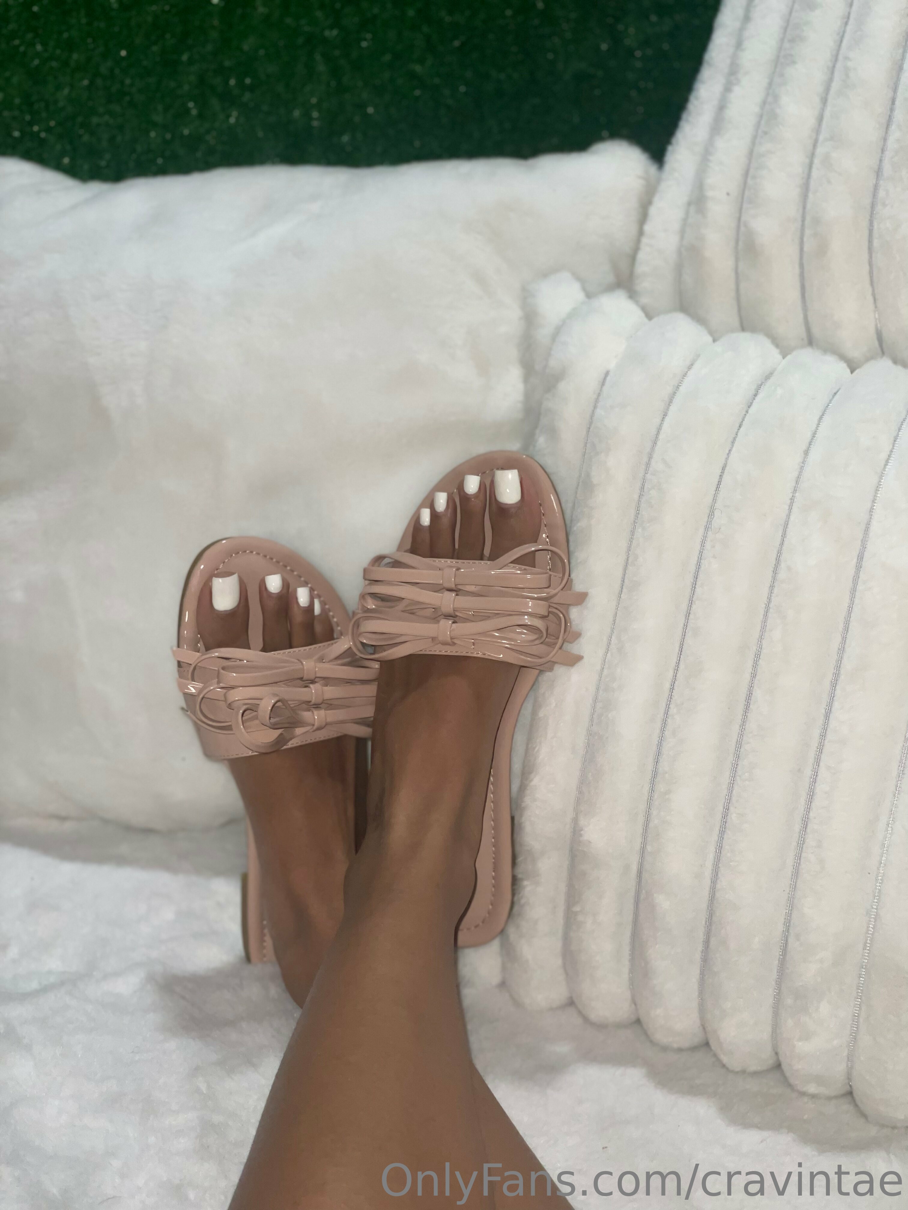cravintae feet photo 18