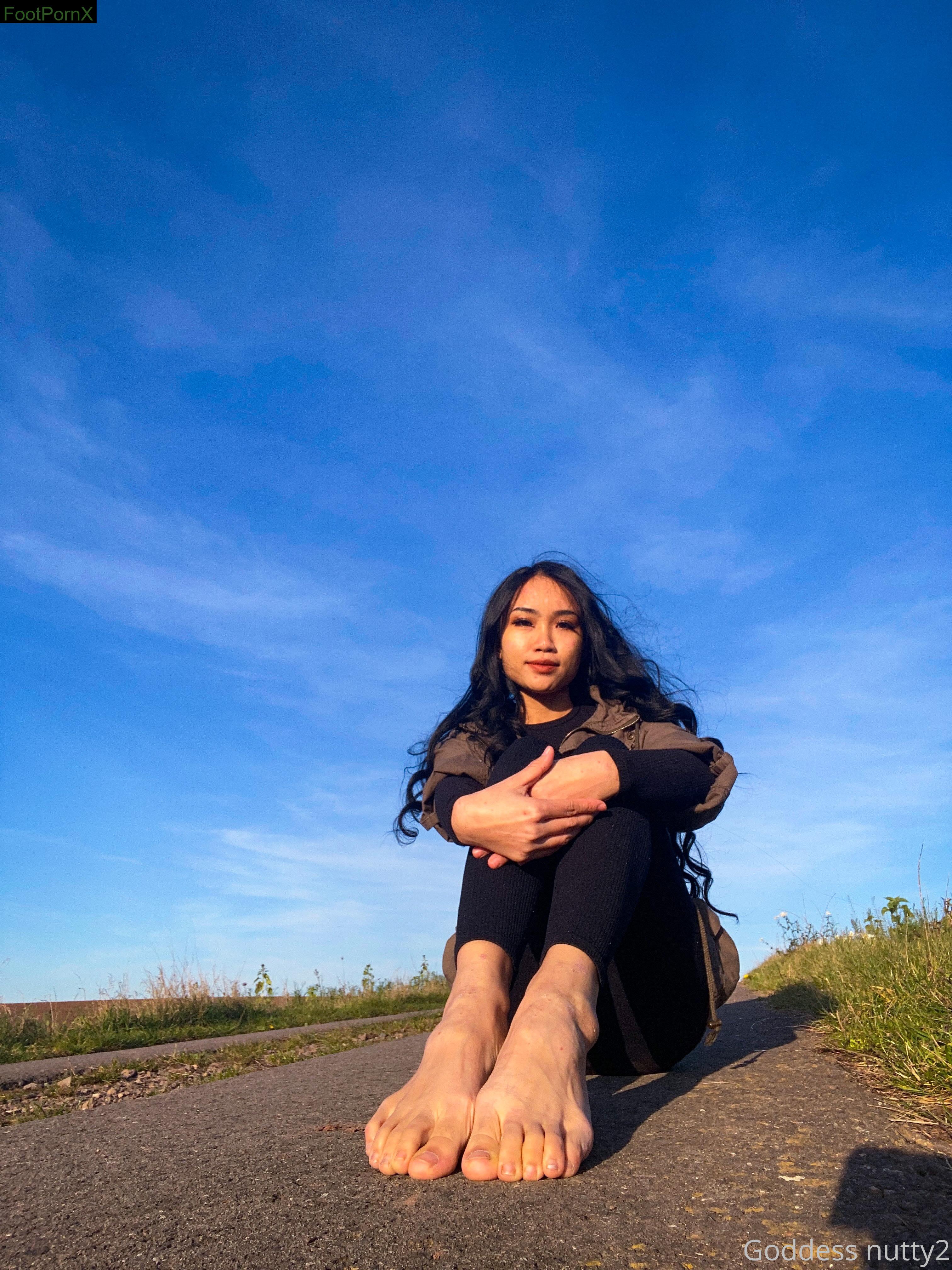 goddessnutty2 feet photo 6