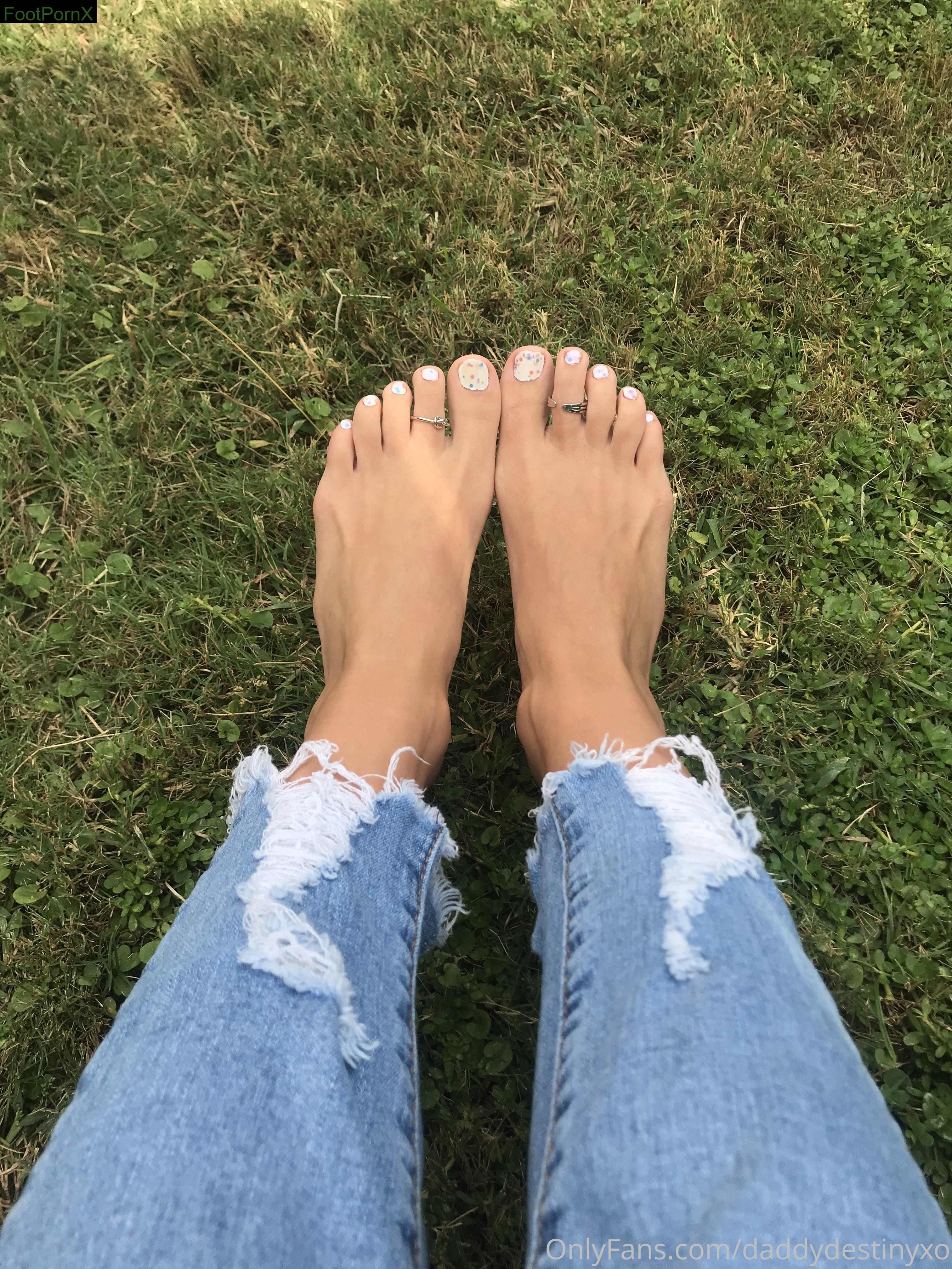 daddysdestinyxo feet photo 3
