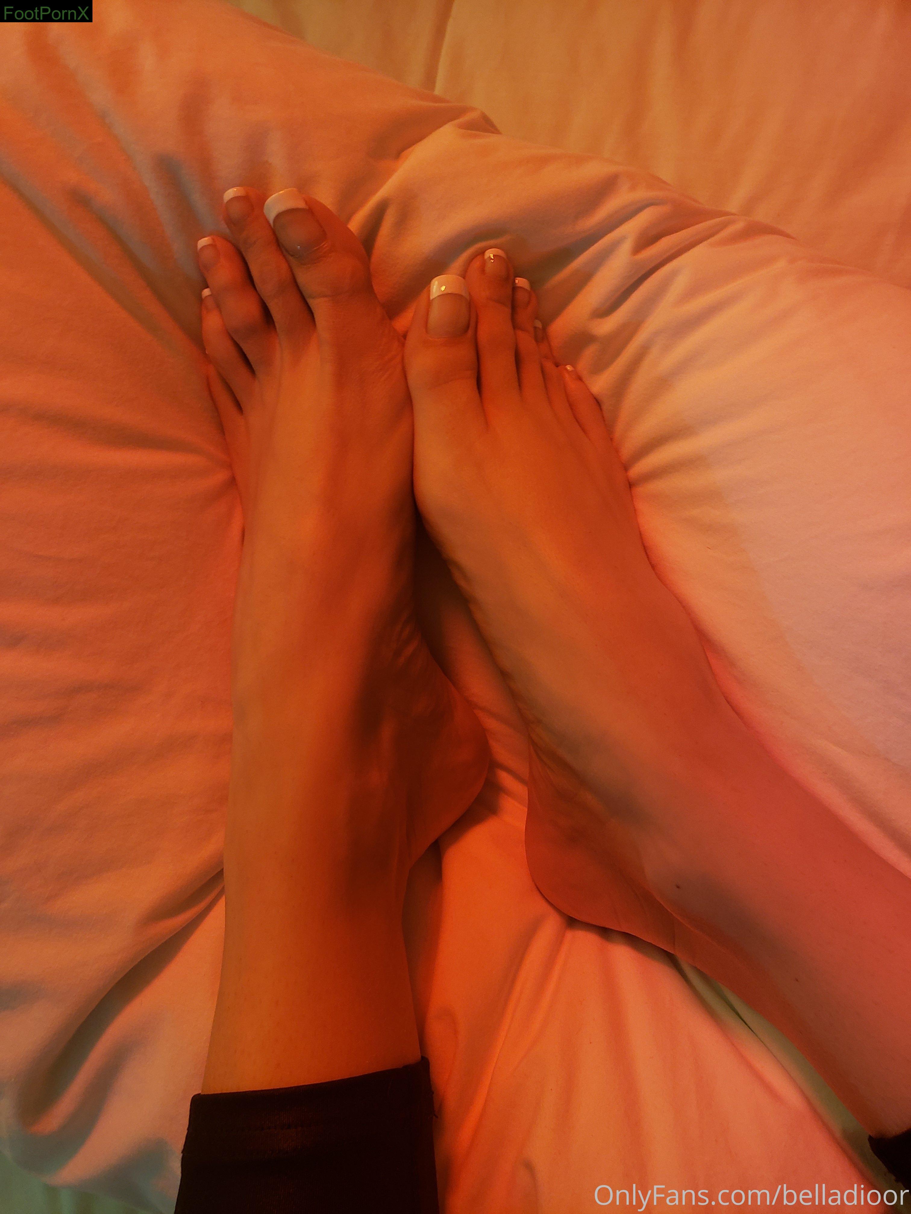 belladioor feet photo 16