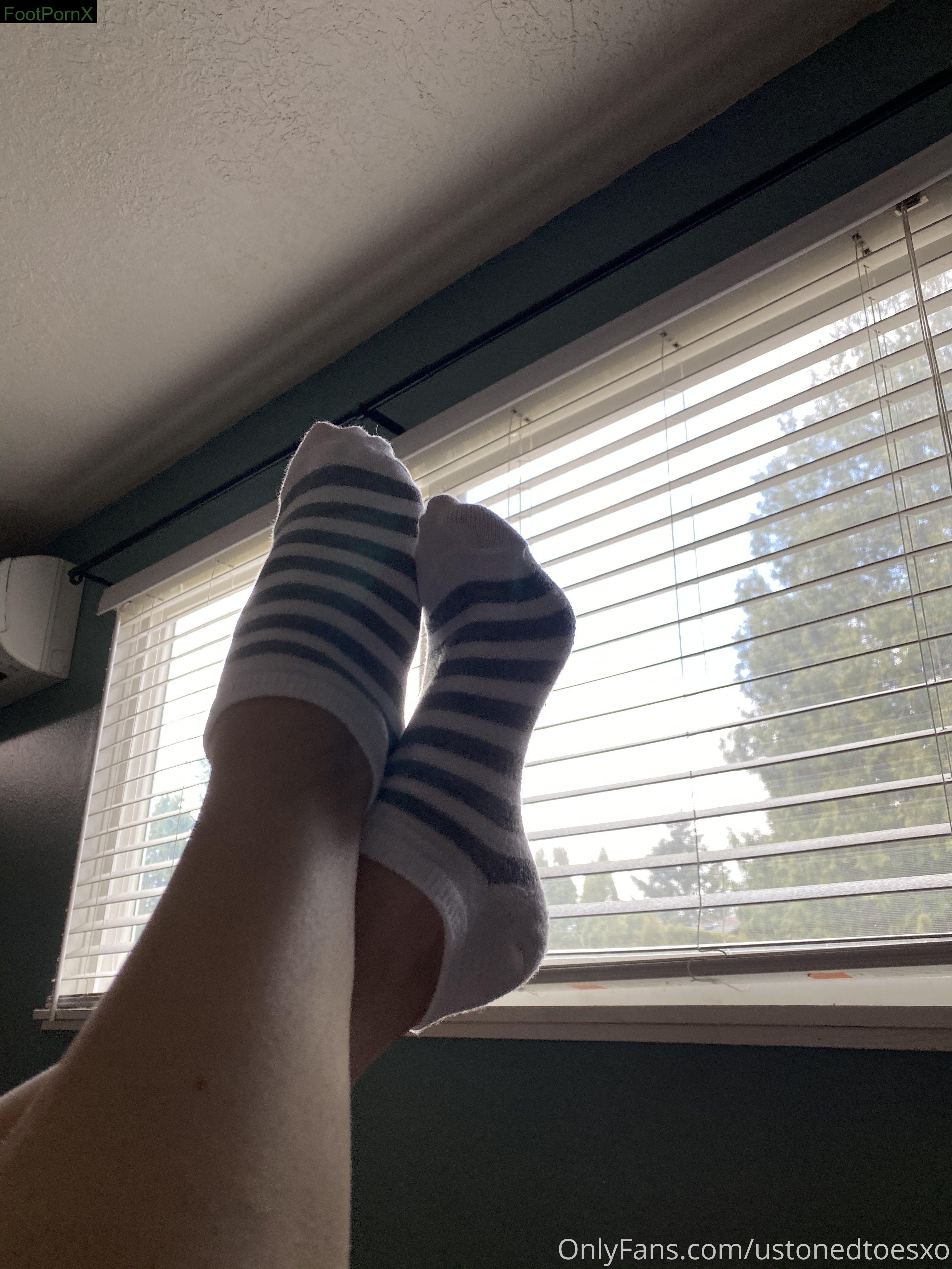 ashleylottsxo feet photo 5