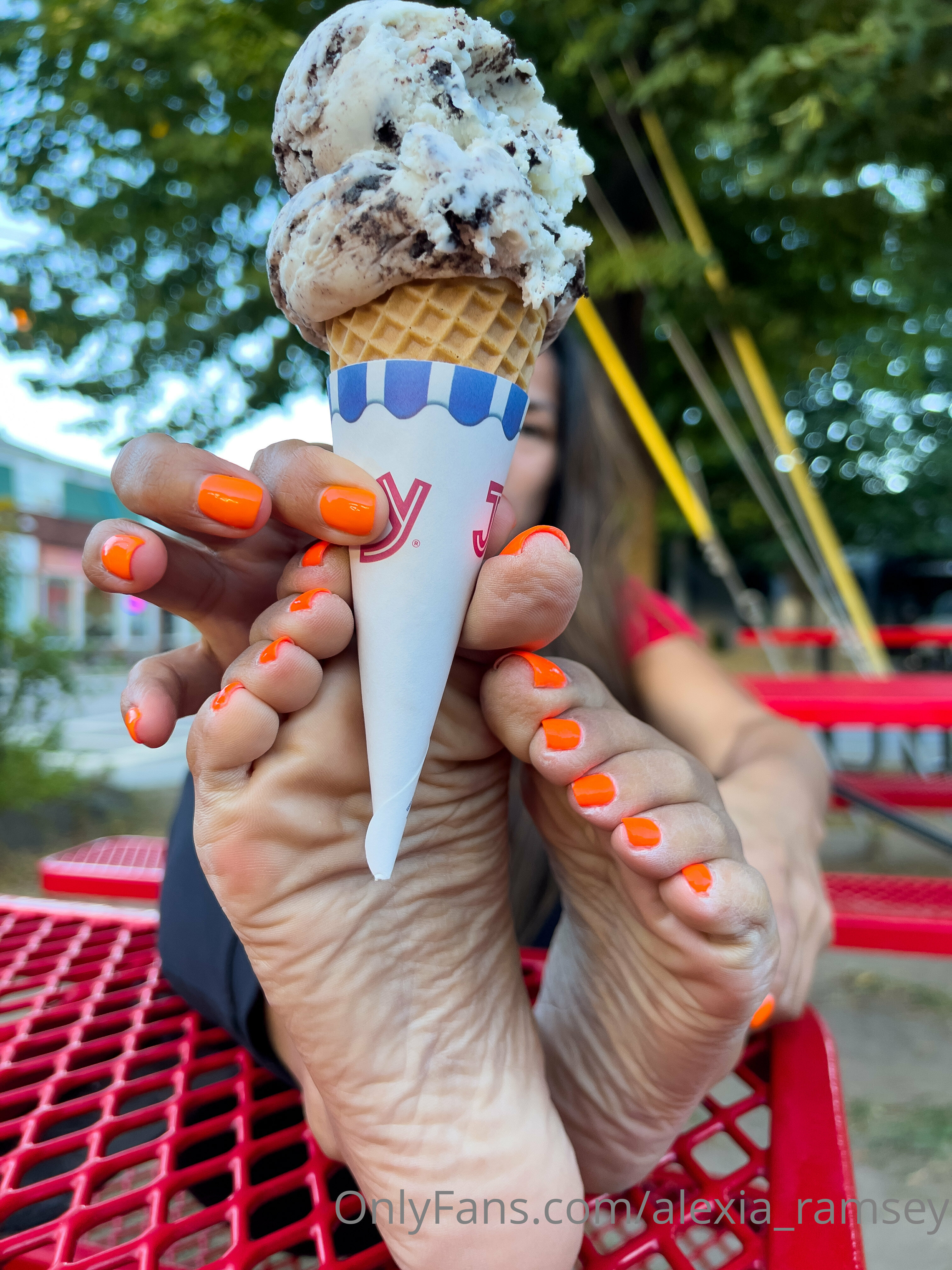 alexia_ramsey feet photo 15
