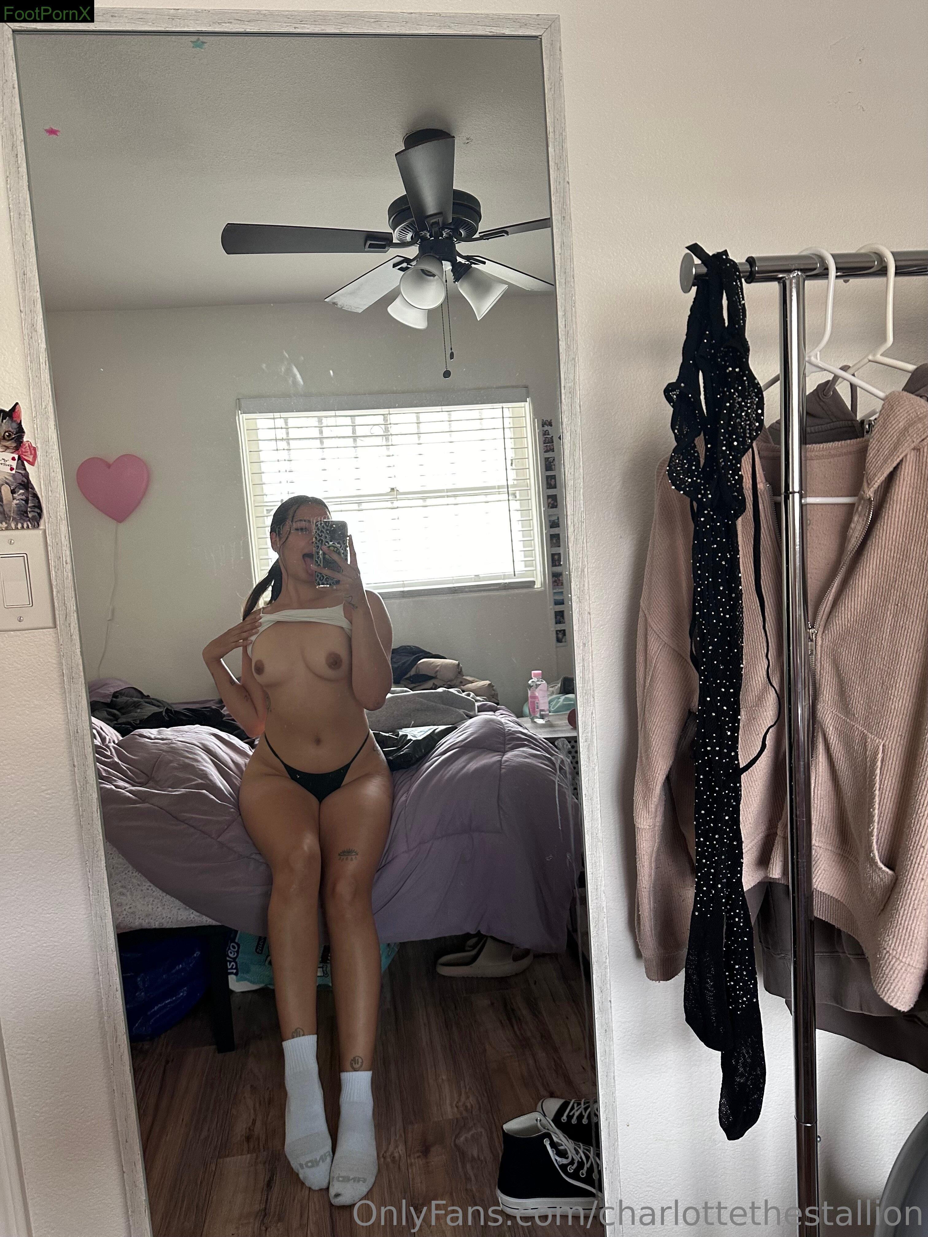 charlottethestallion feet photo 17
