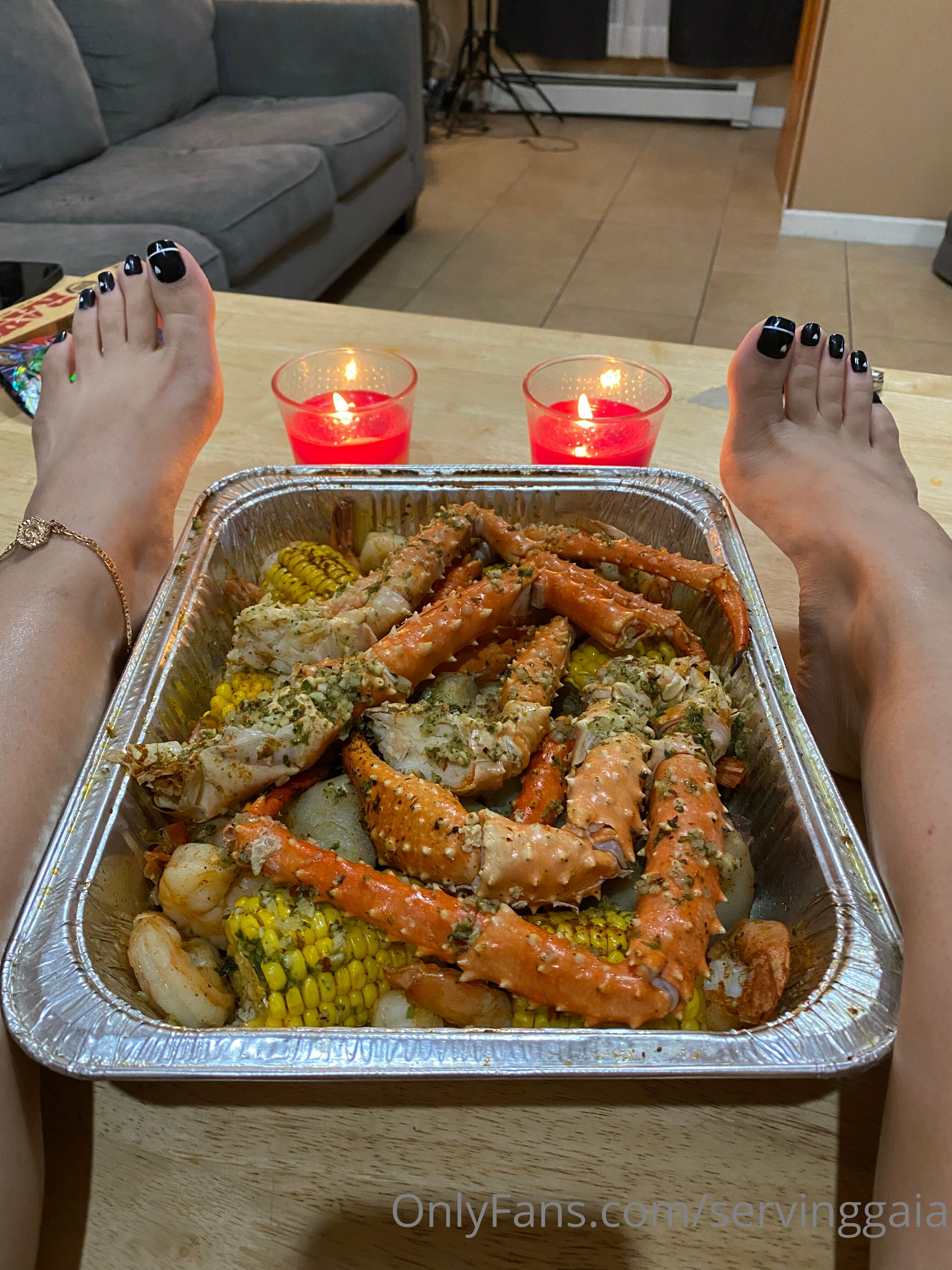 servinggaia feet photo 8