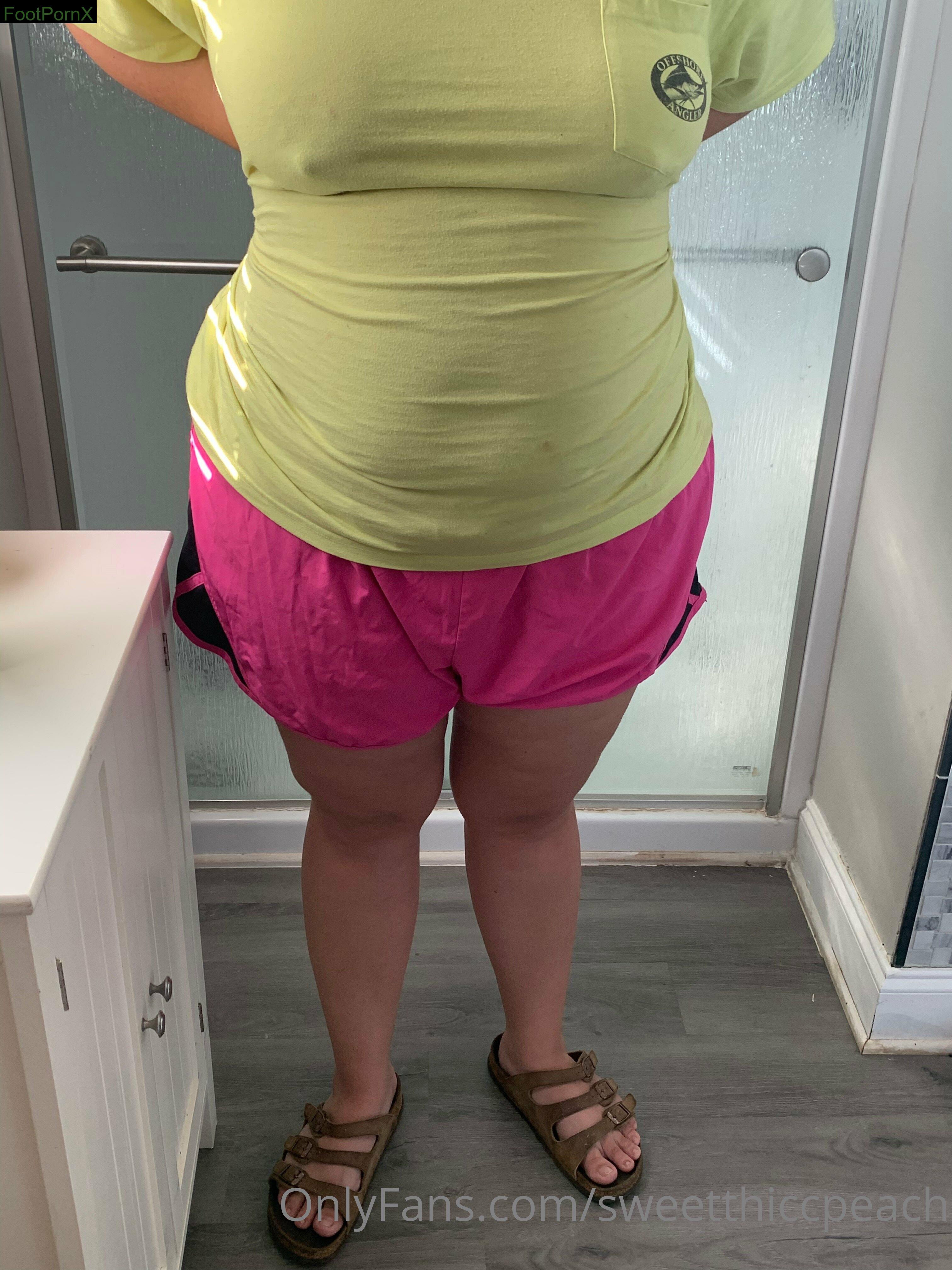 laurenkavali feet photo 11