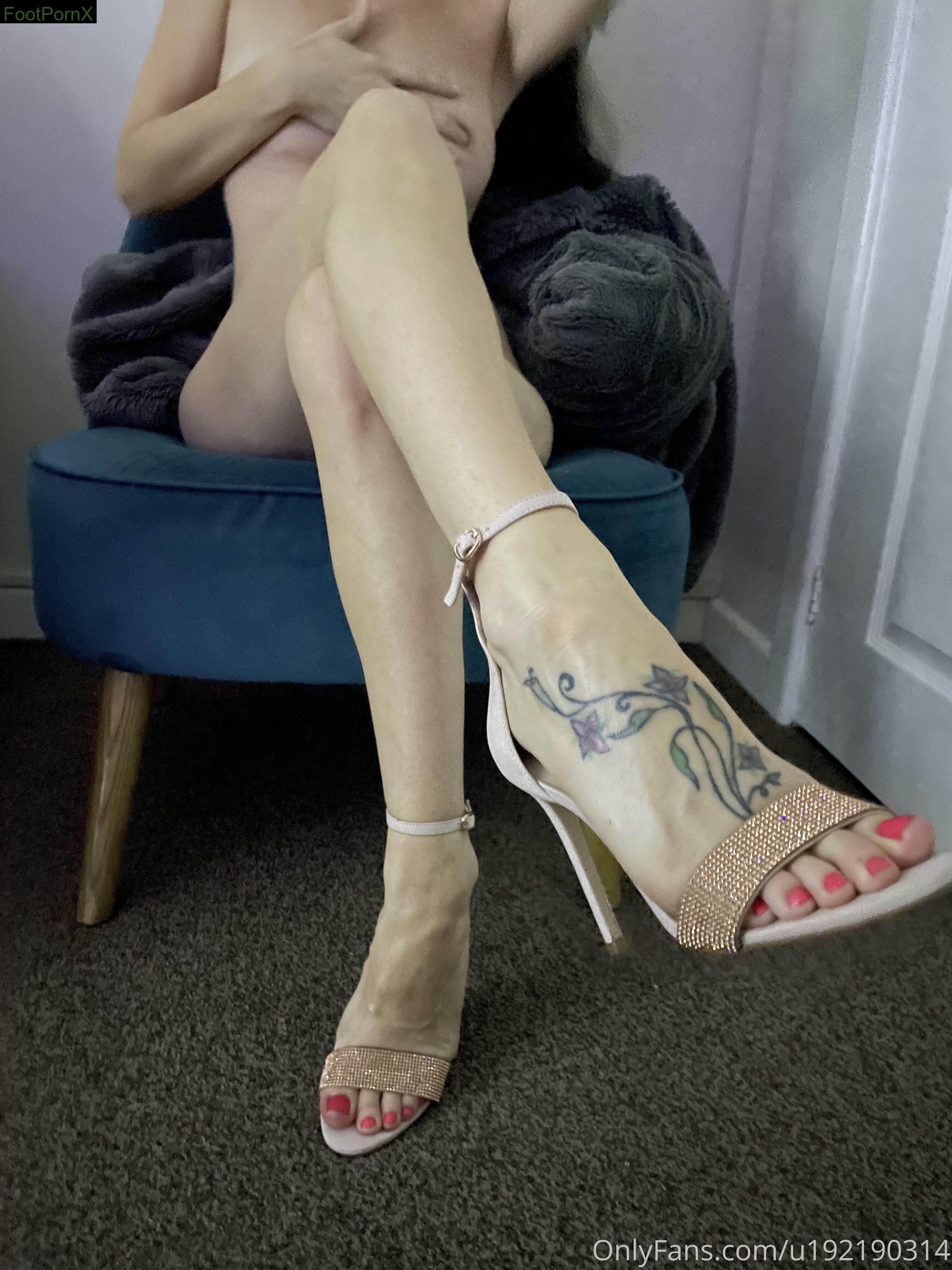myprettyfeet696969 feet photo 10