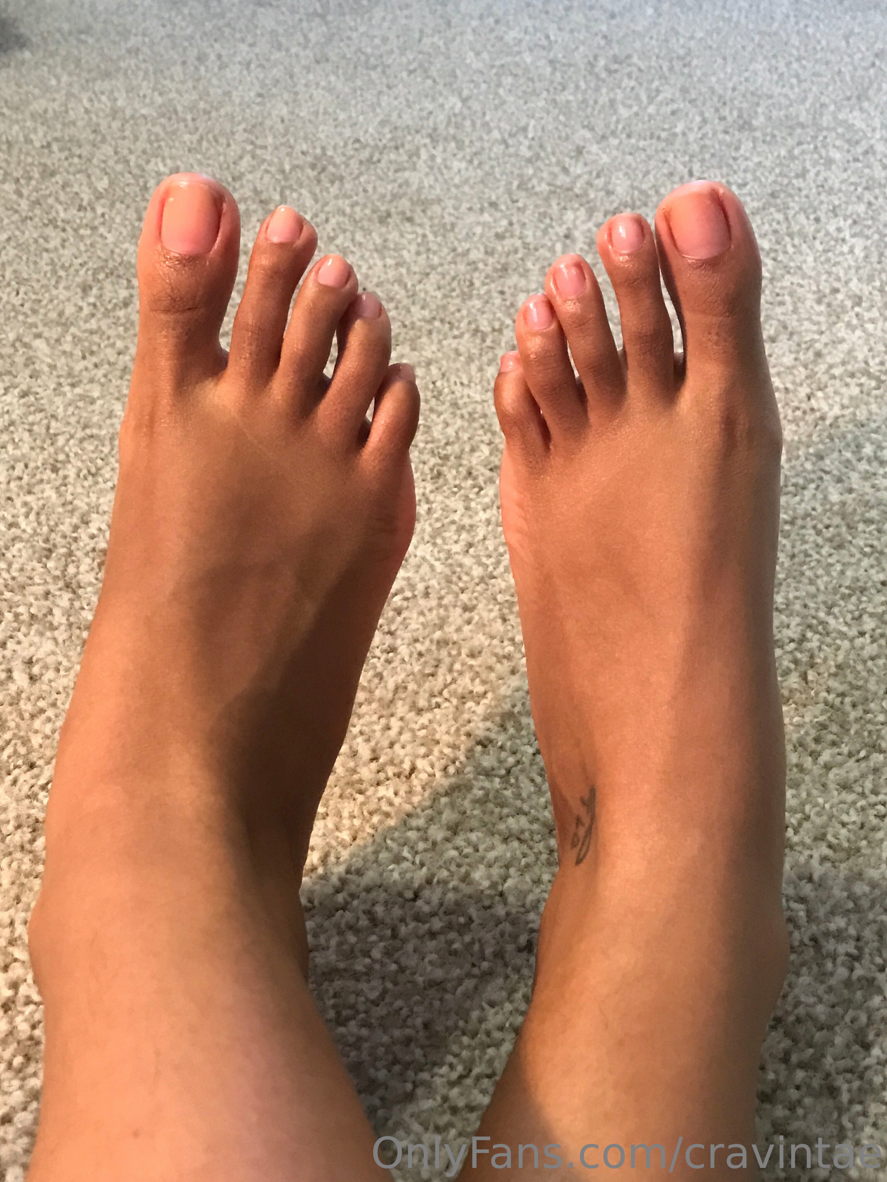 cravintae feet photo 6