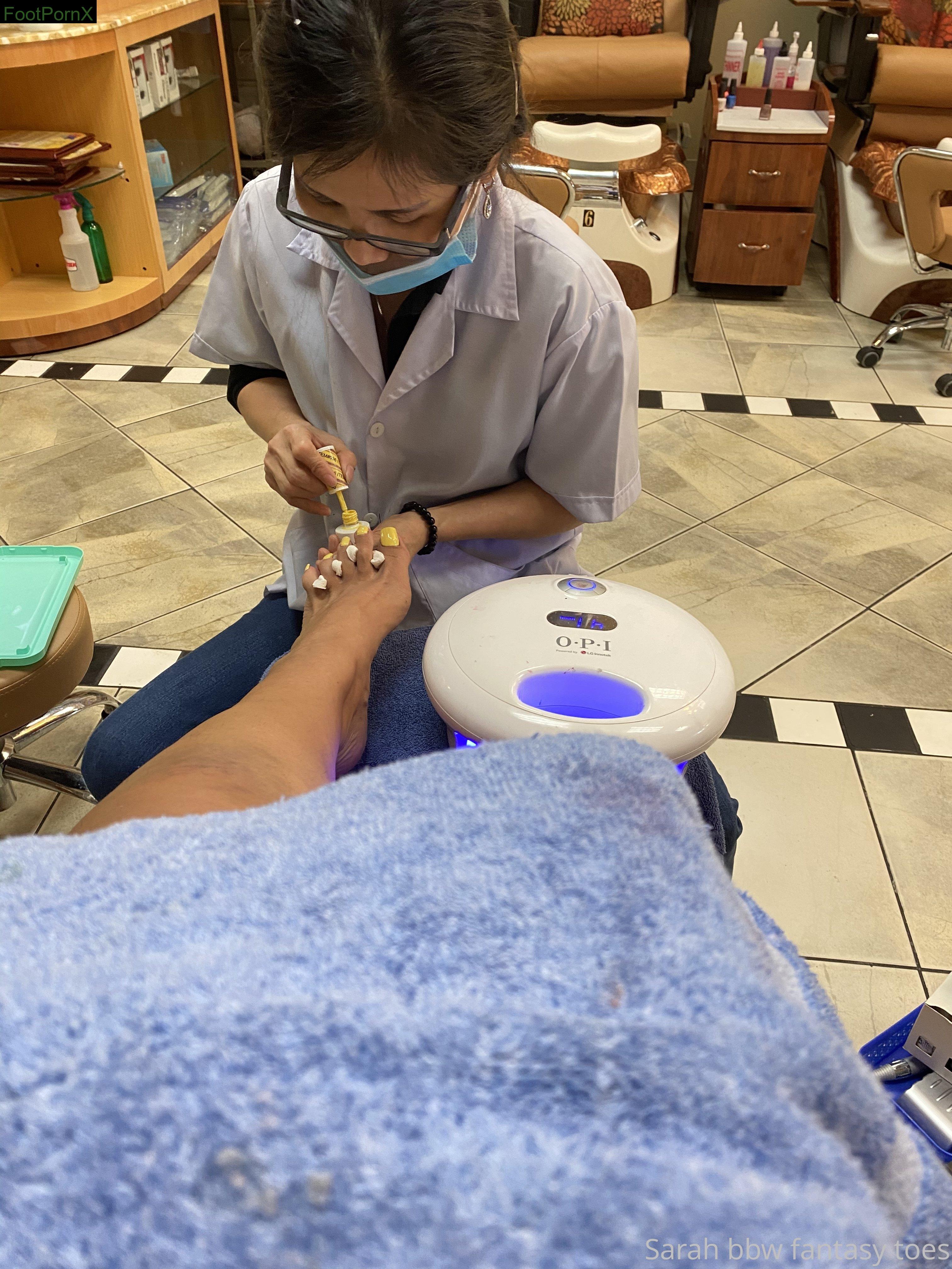 comefollowsarah feet photo 6