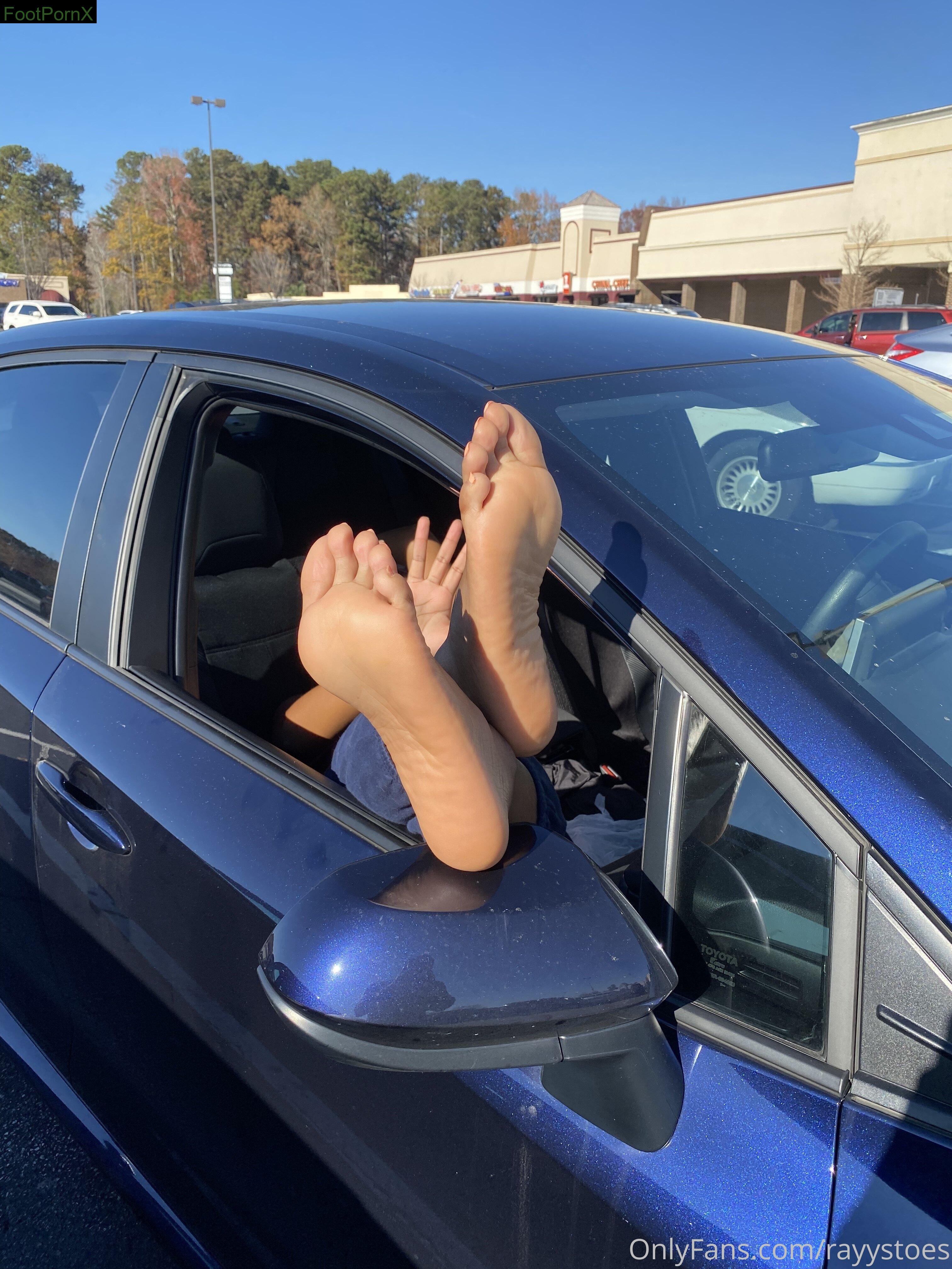 rayystoes feet photo 8