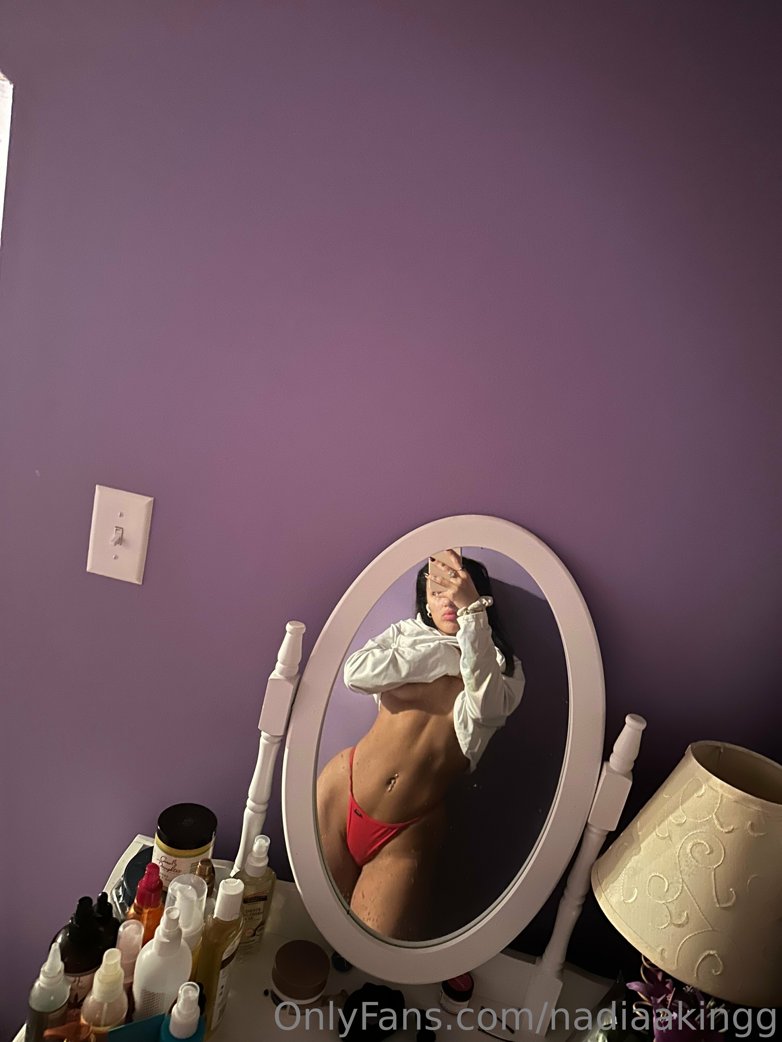 nadiaakingg feet photo 8