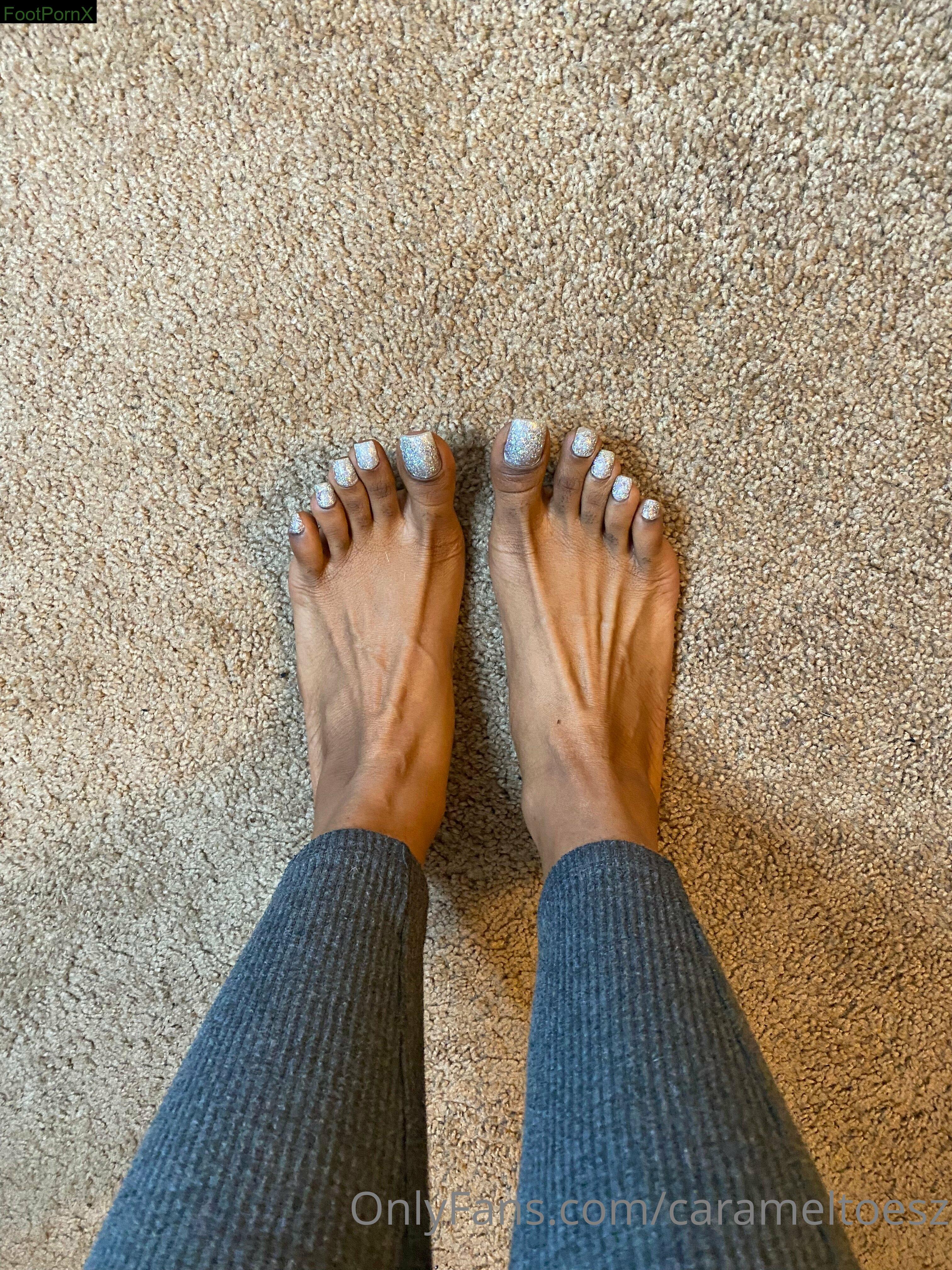 carameltoesz feet photo 3
