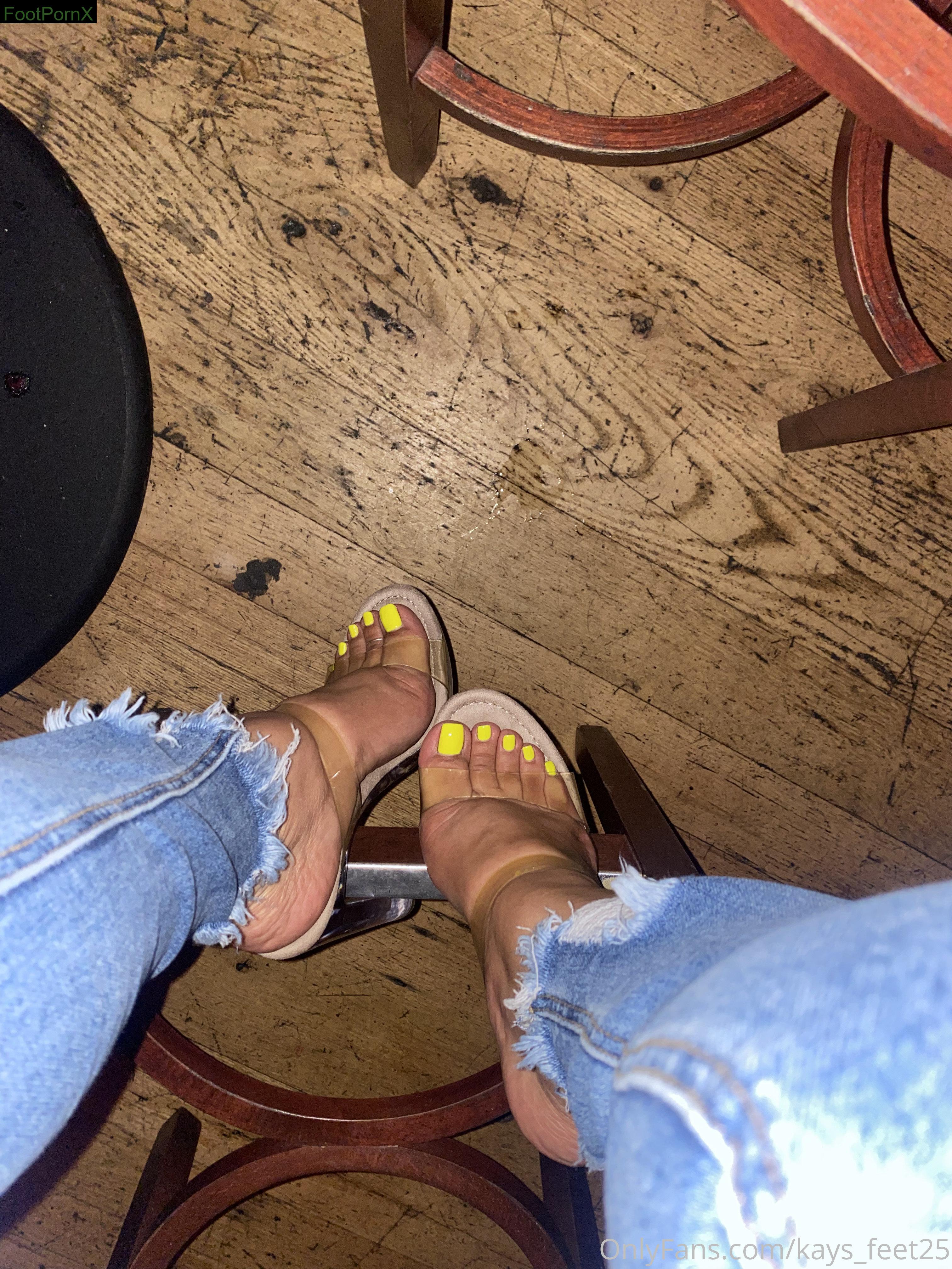 kays_feet25 feet photo 13