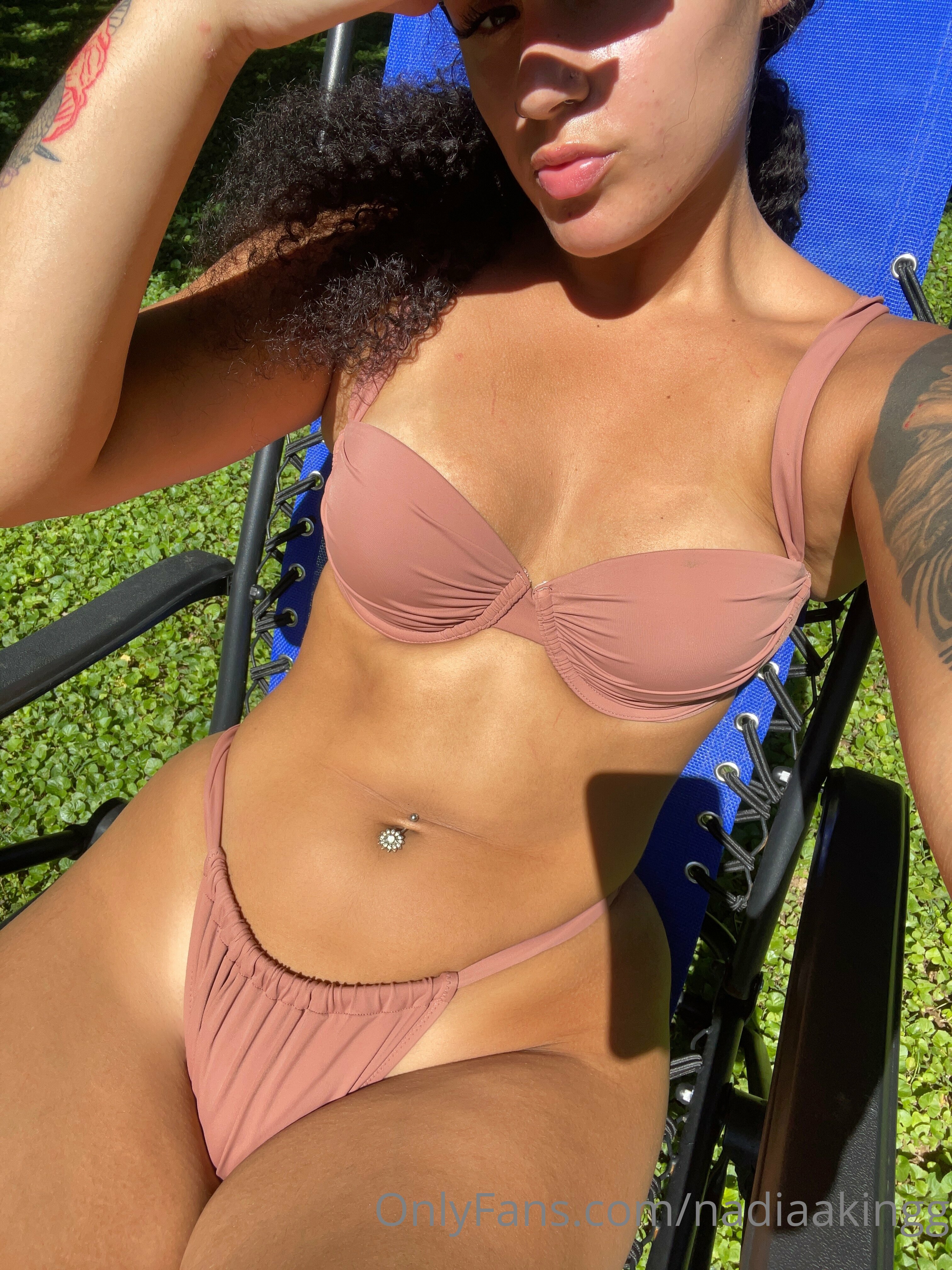nadiaakingg feet photo 22