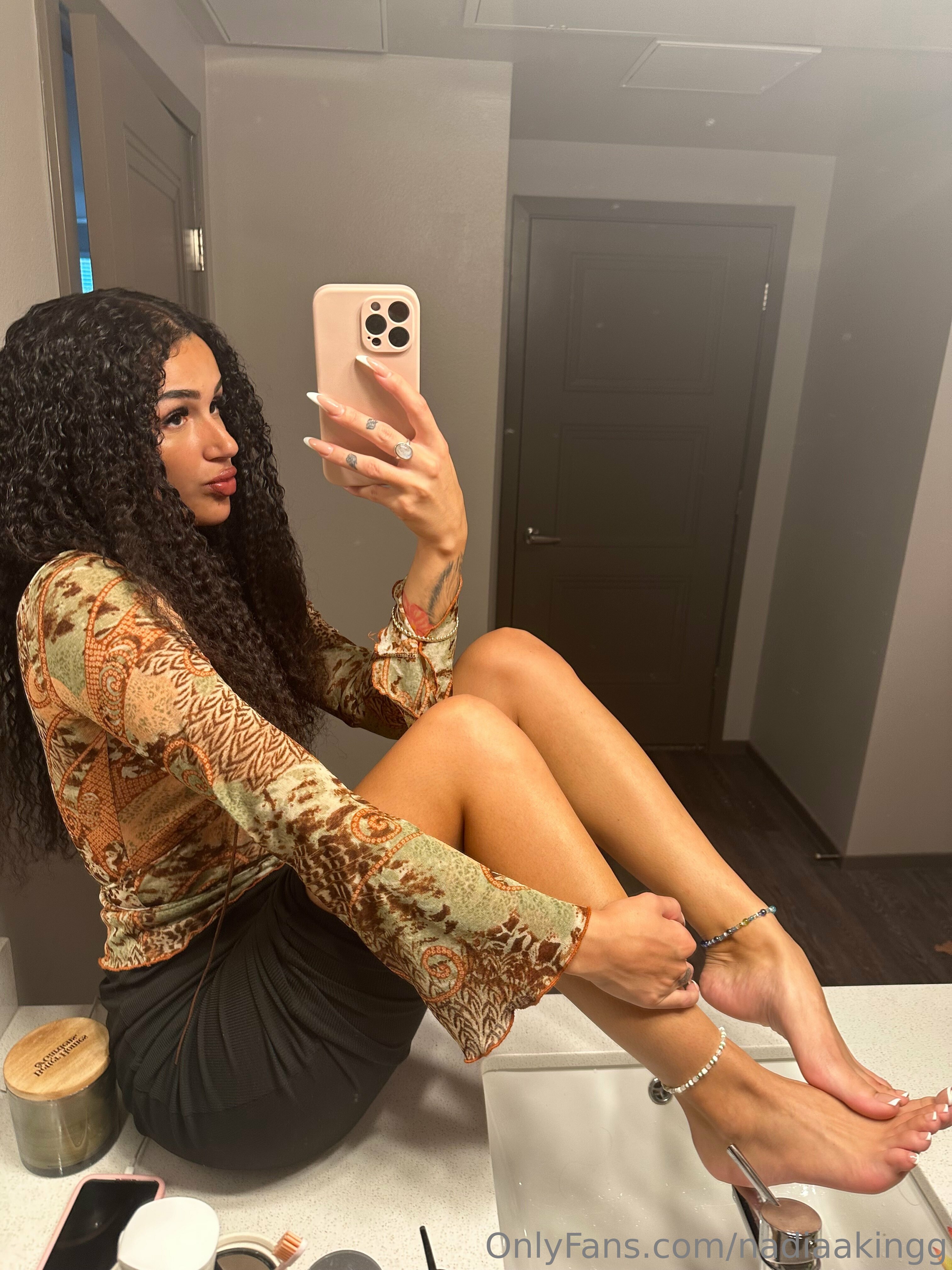 nadiaakingg feet photo 15