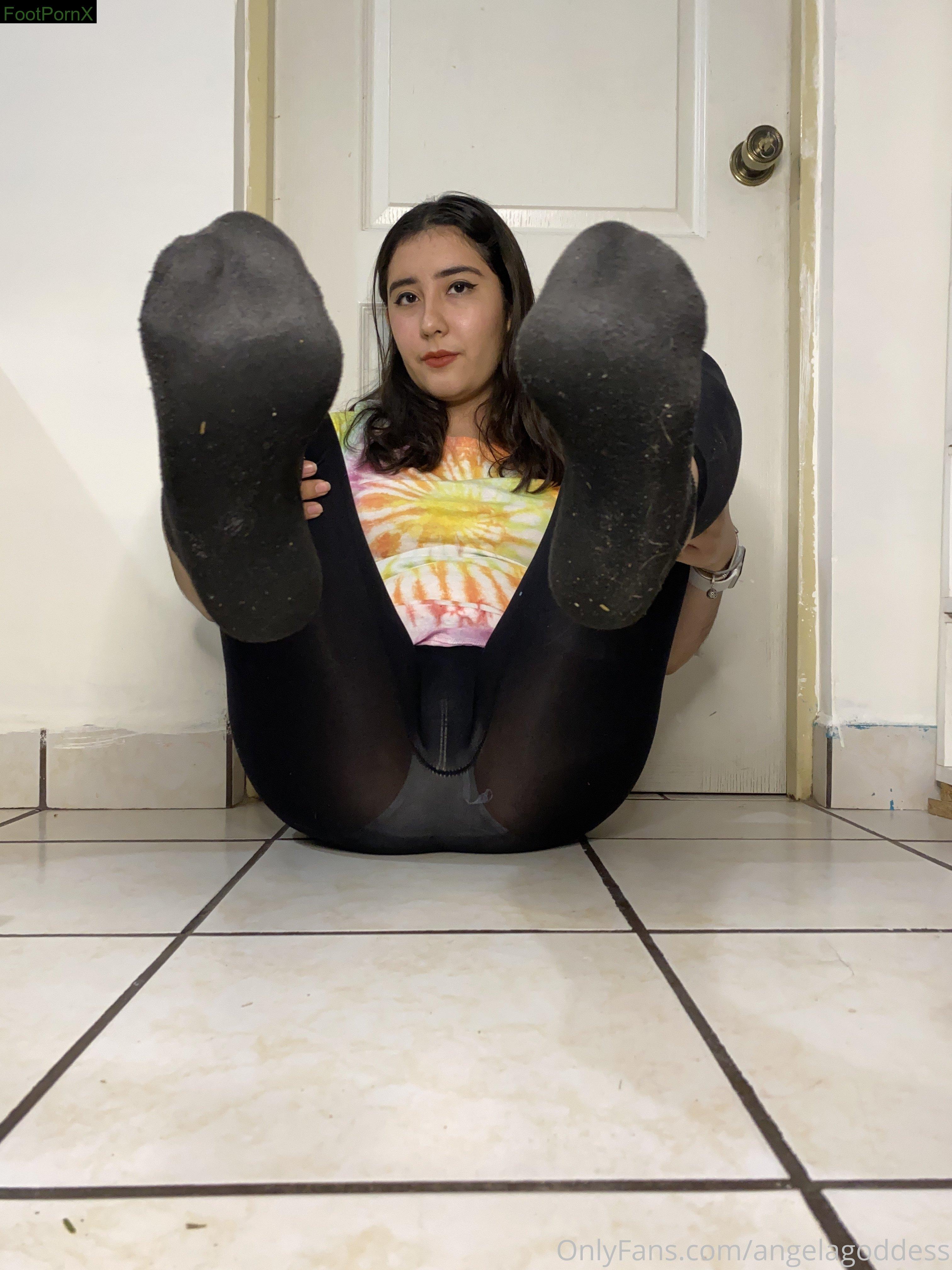 angelagoddess feet photo 21
