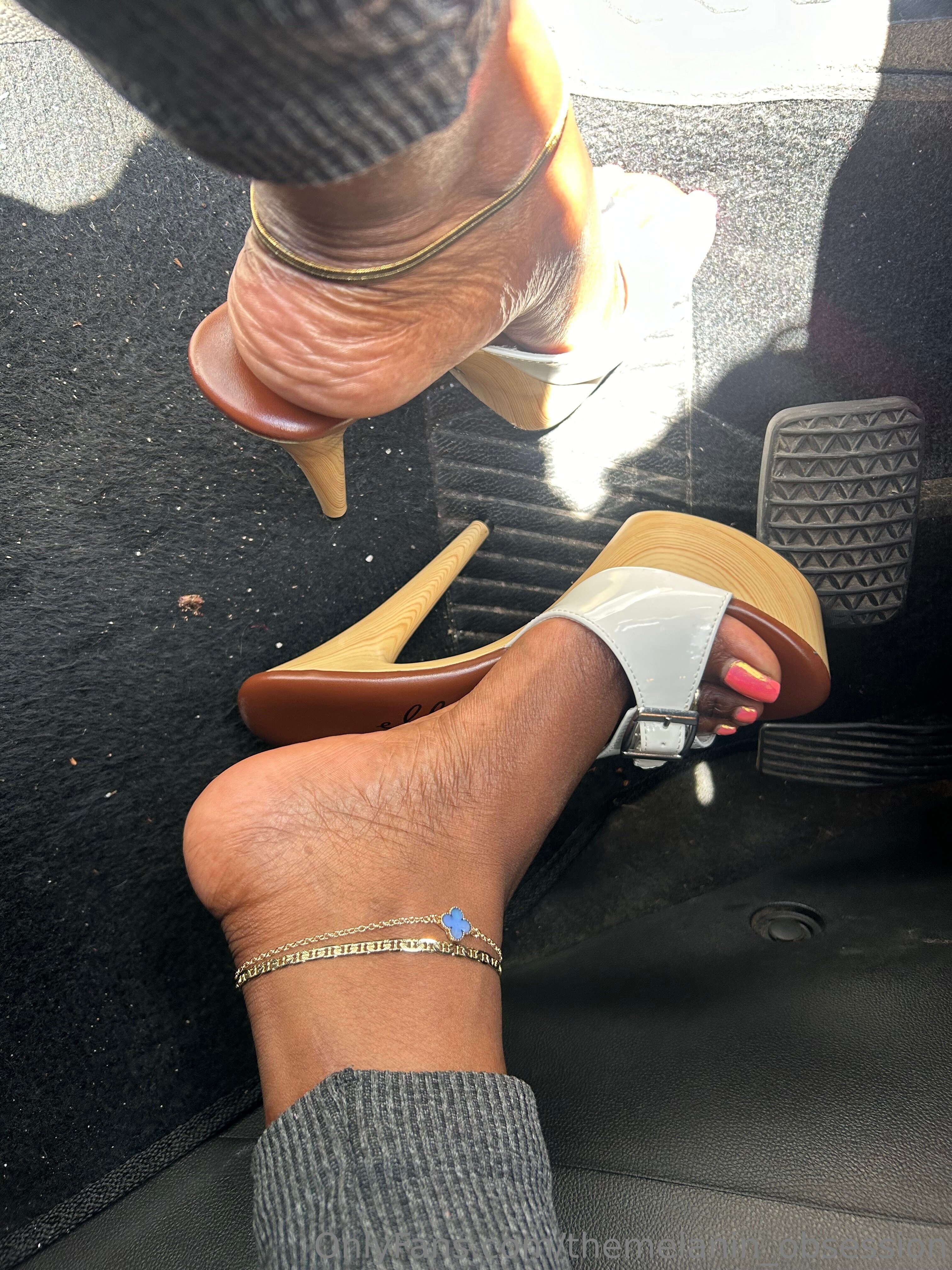 themelanin_obsession feet photo 20