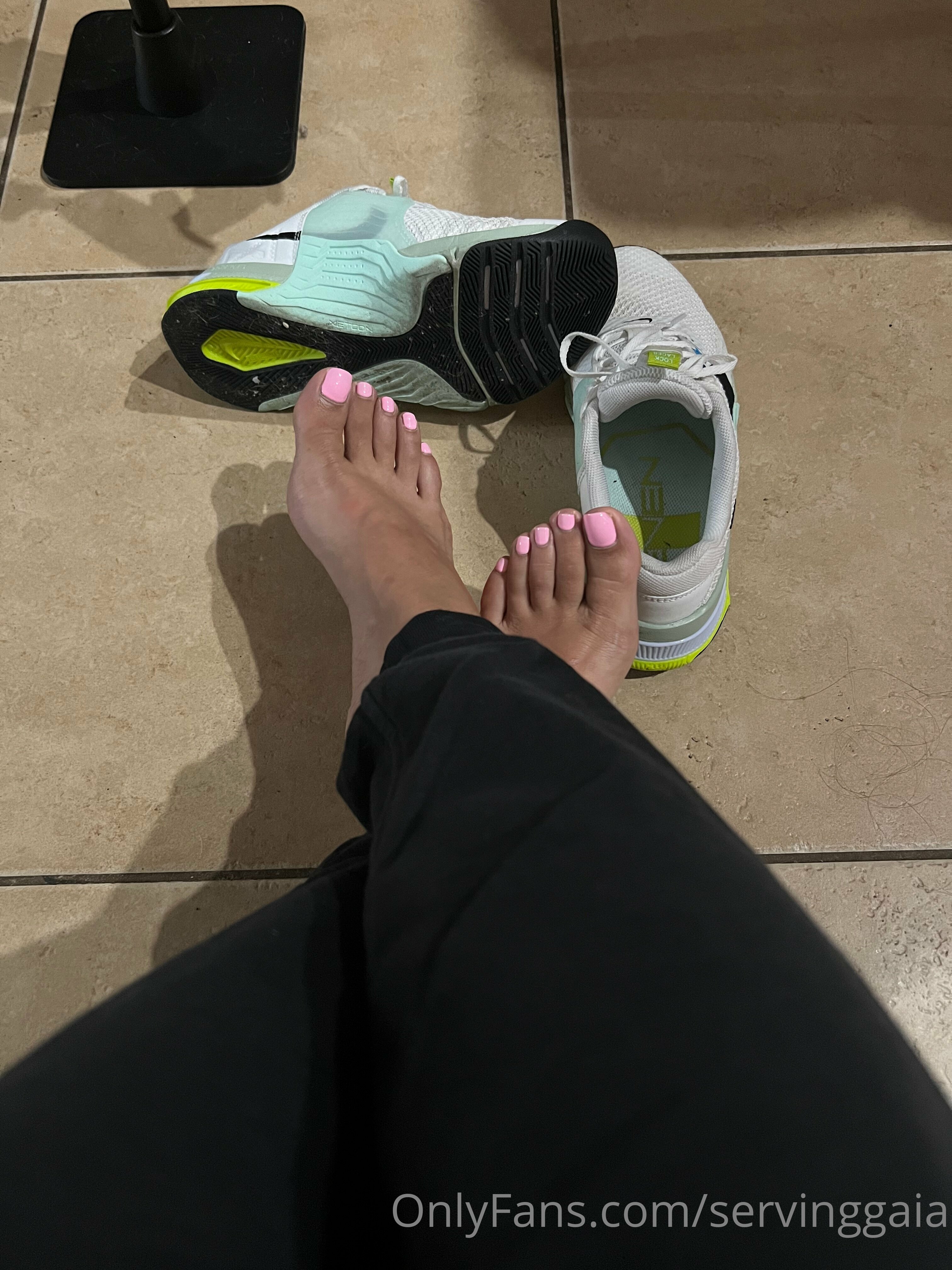 servinggaia feet photo 21