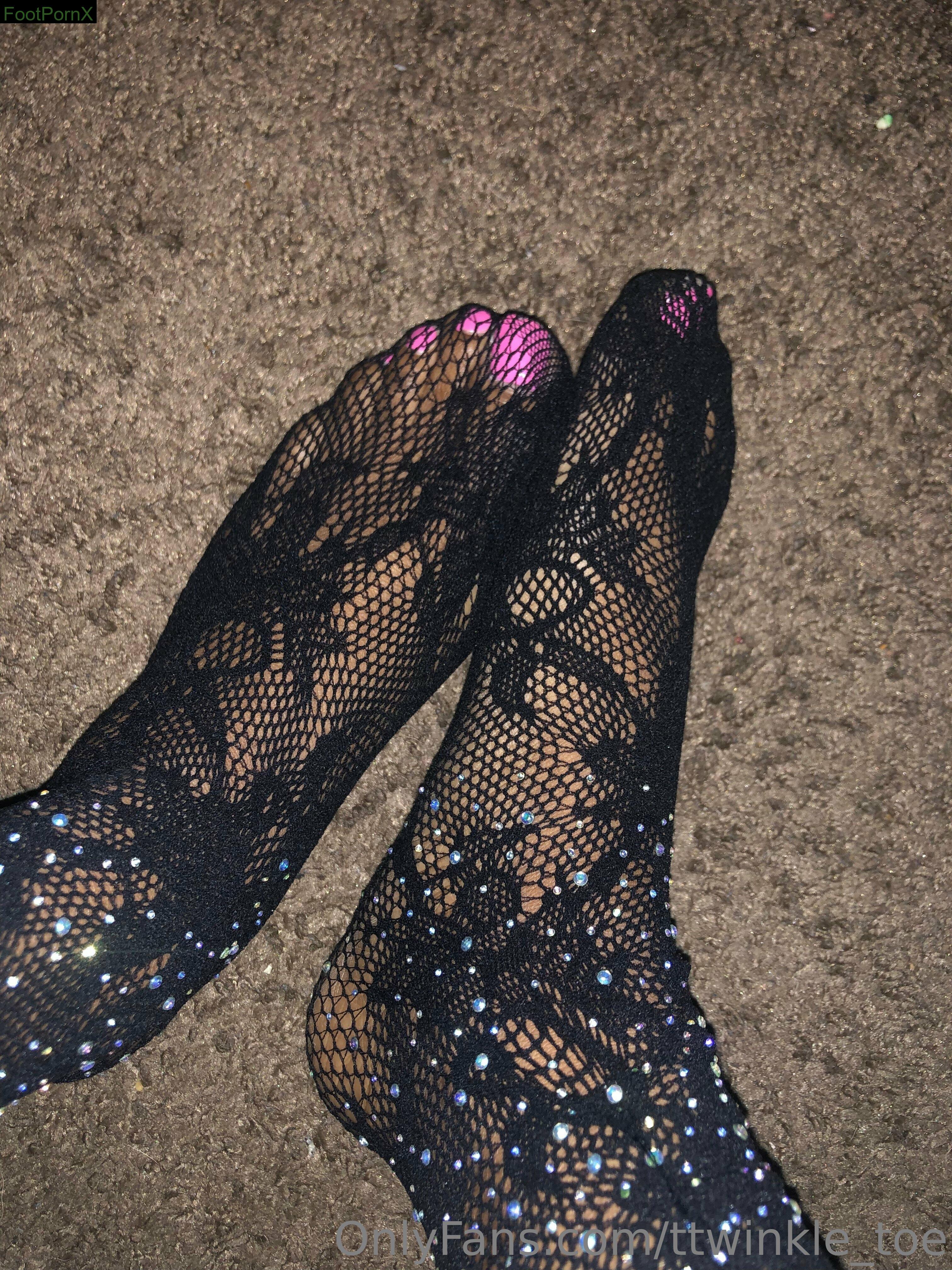 ttwinkle_toe feet photo 8