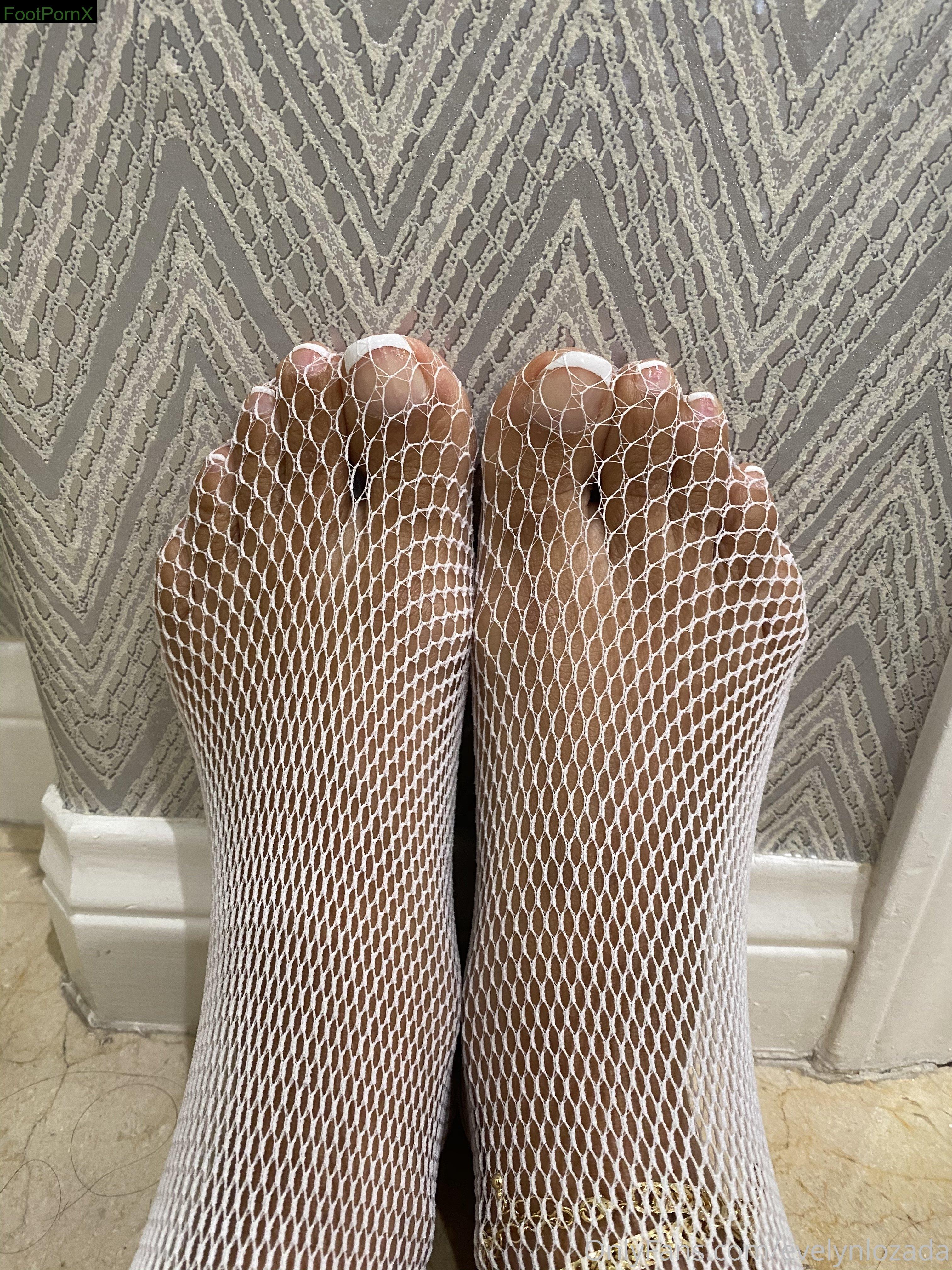 evelynlozada feet photo 4