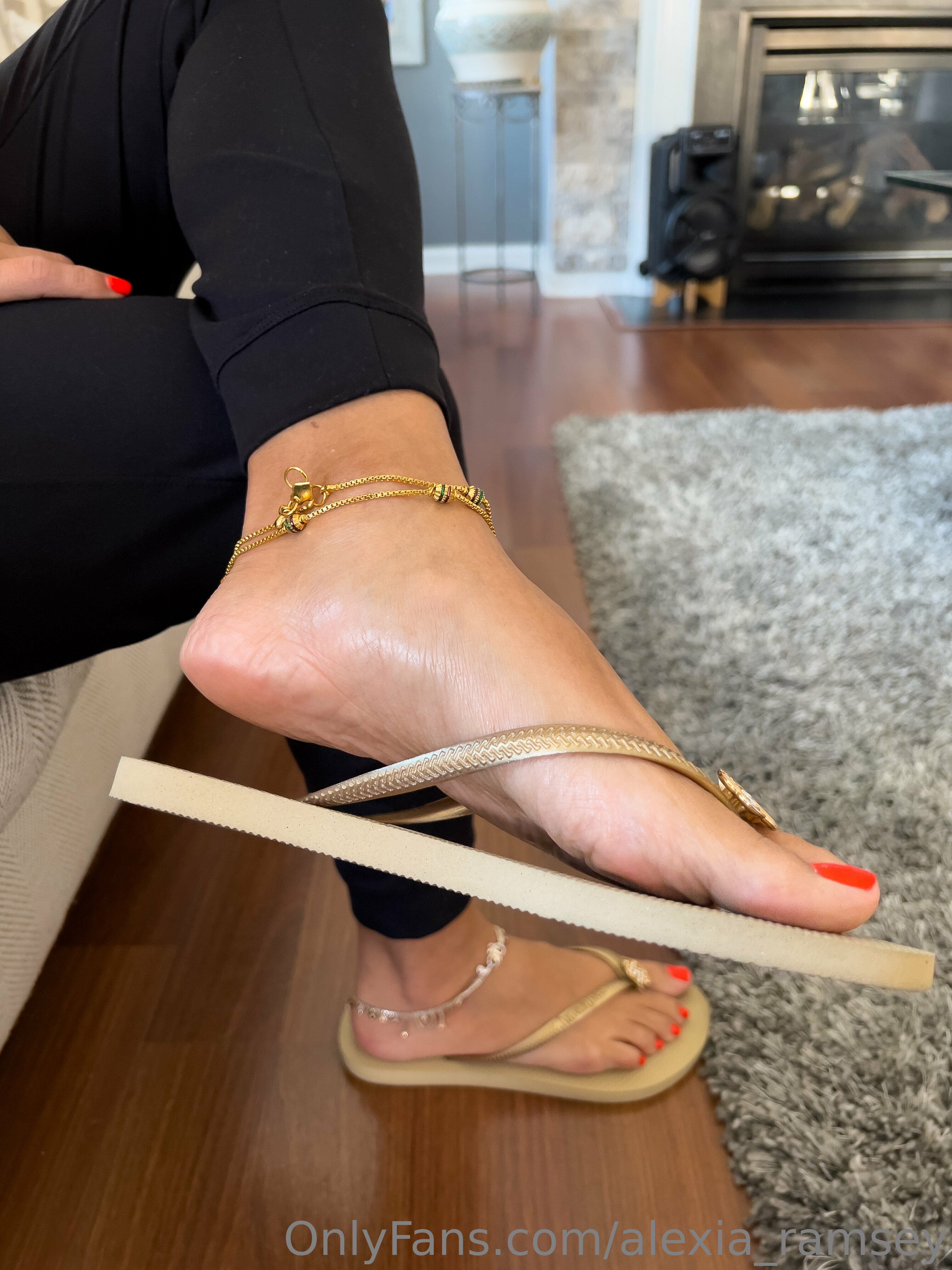 alexia_ramsey feet photo 8