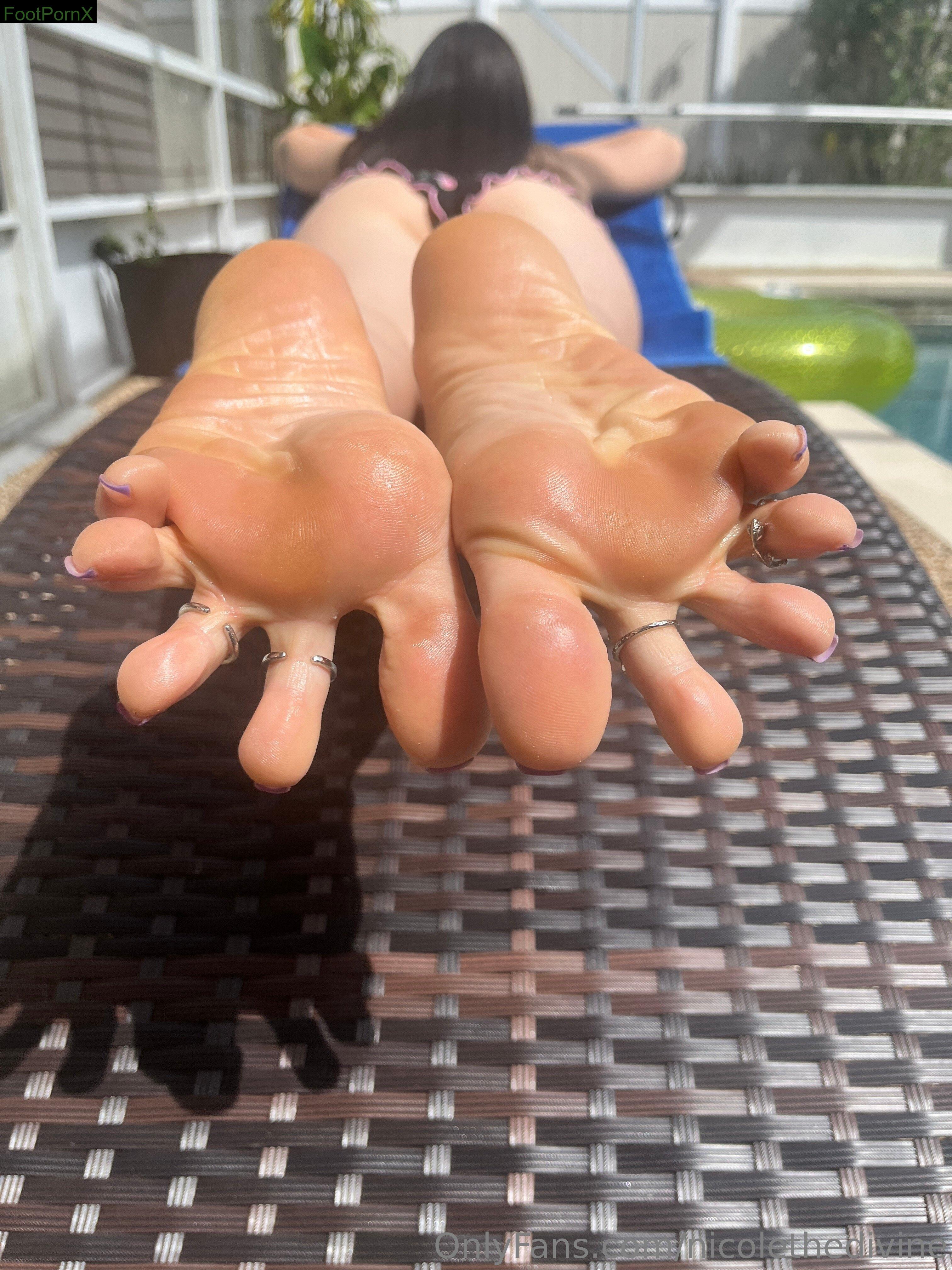 nicolethedivine feet photo 24