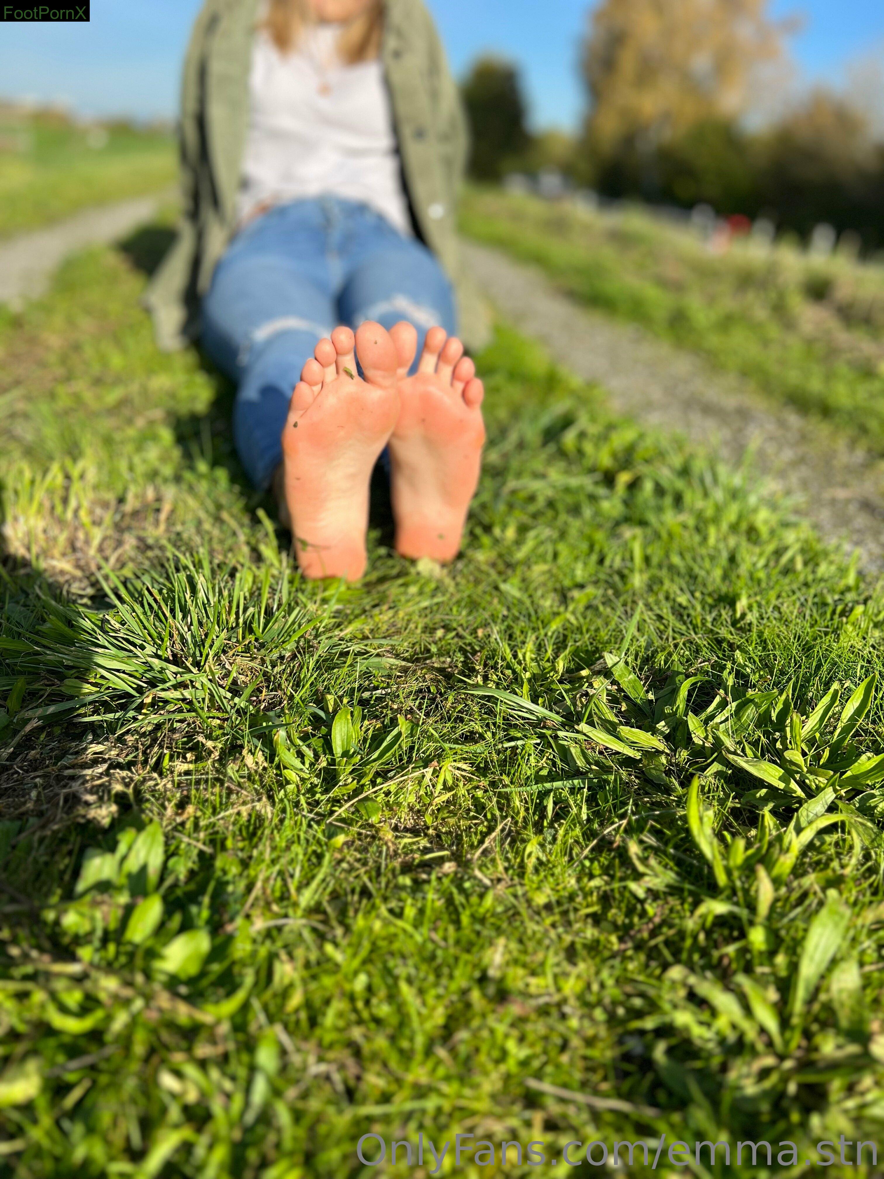 emma.stn feet photo 4