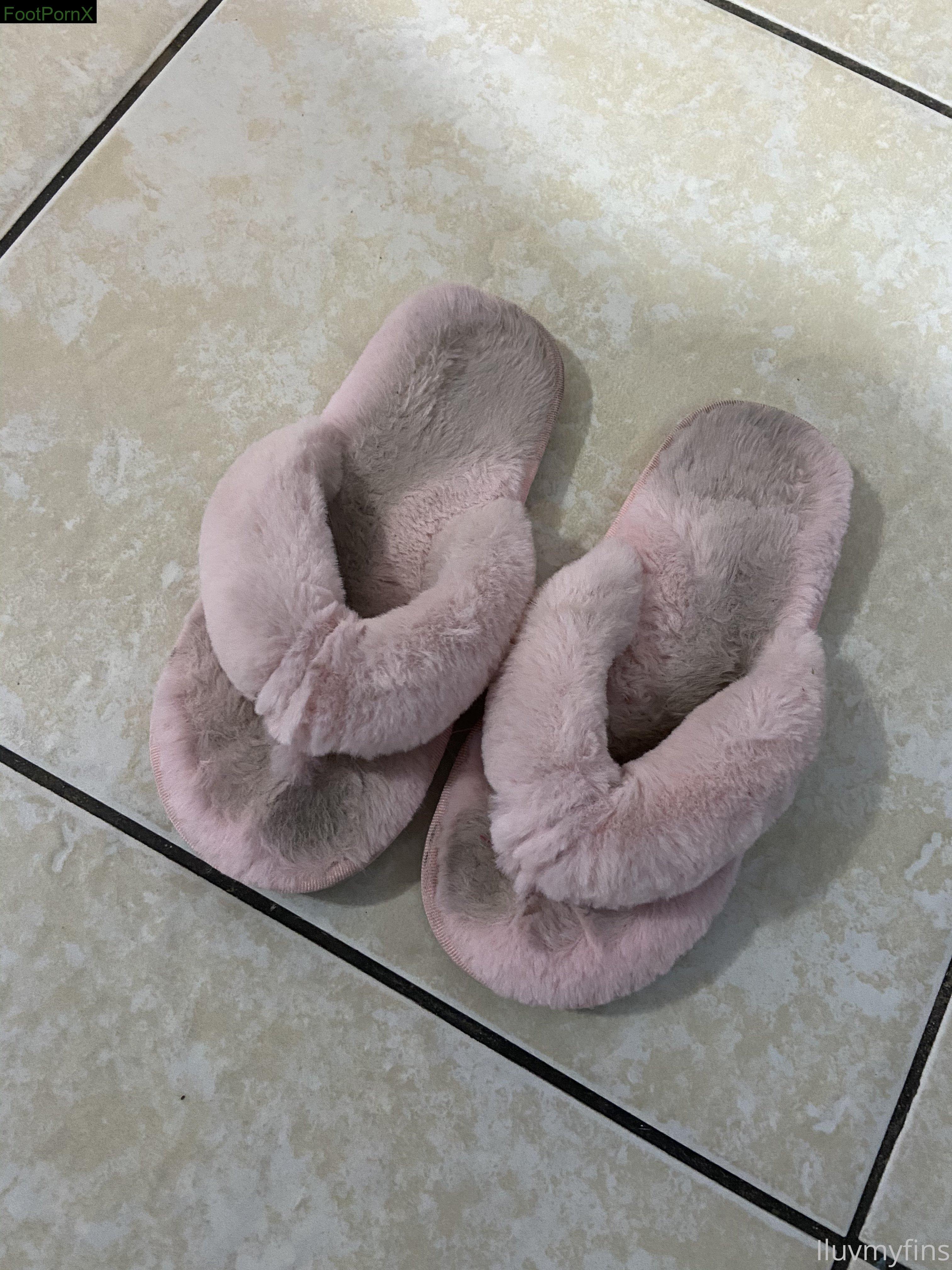 iluvmyfins feet photo 1