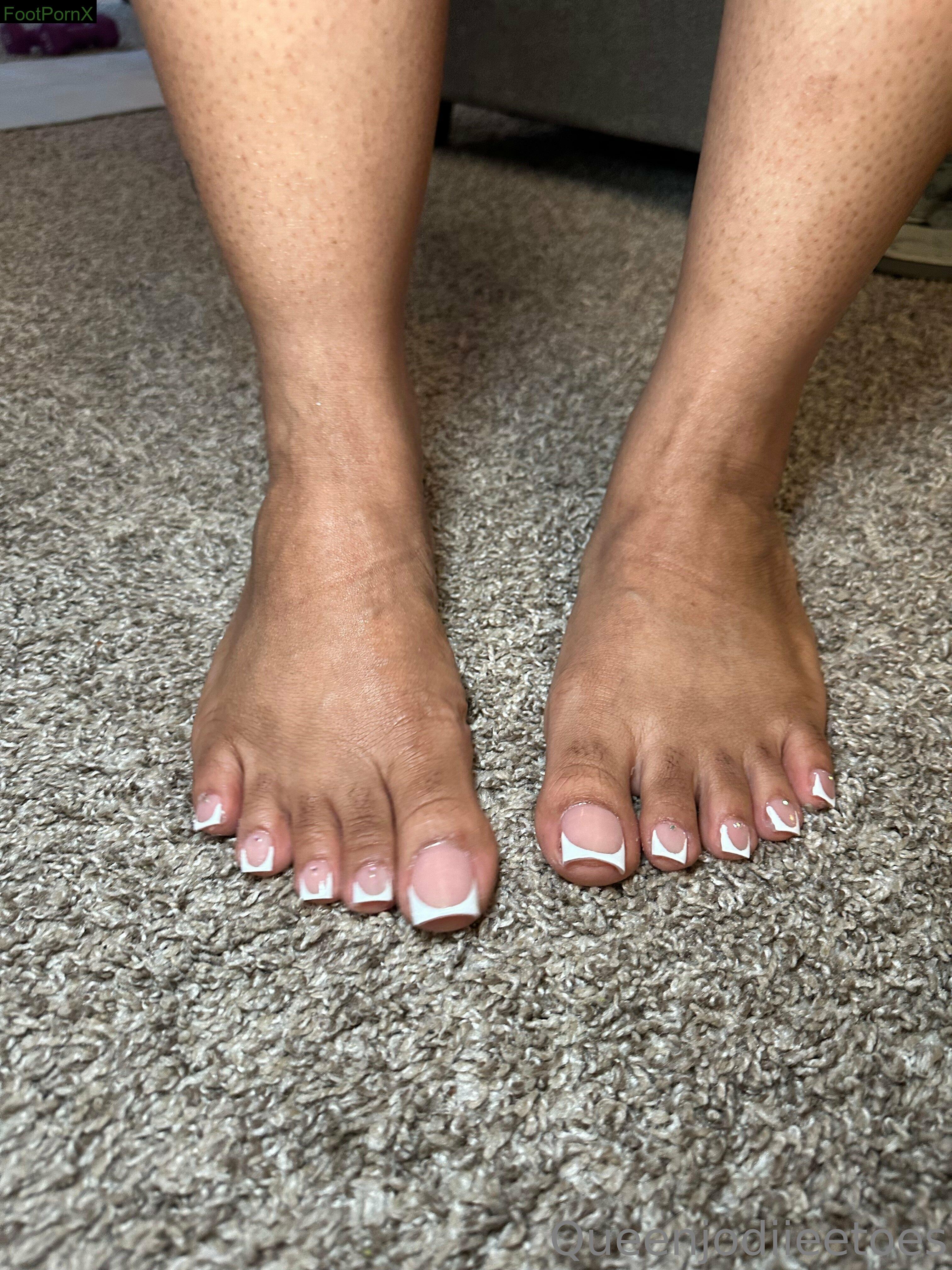 prettyfeetonly1800 feet photo 4
