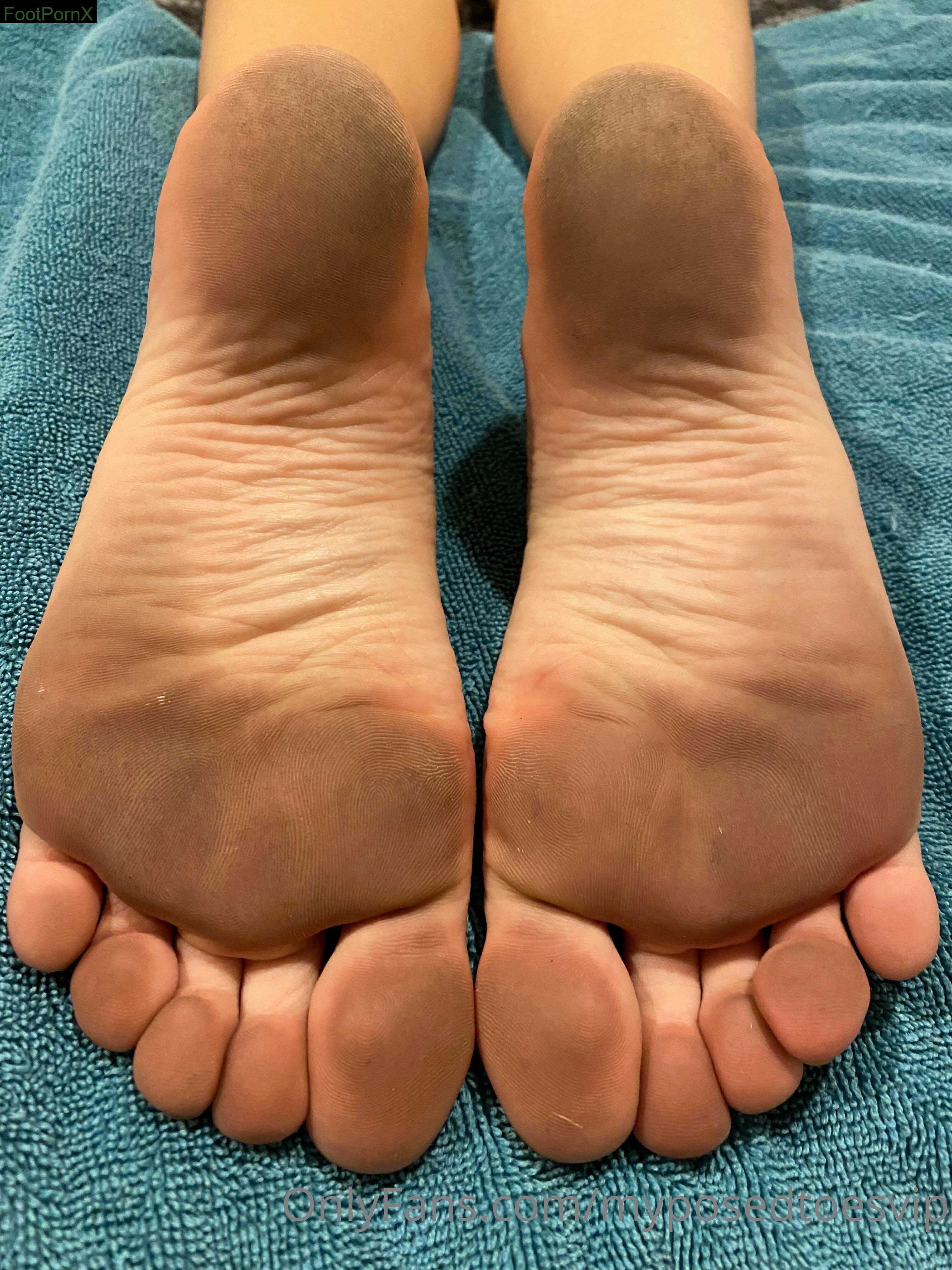 myposedtoesvip feet photo 8
