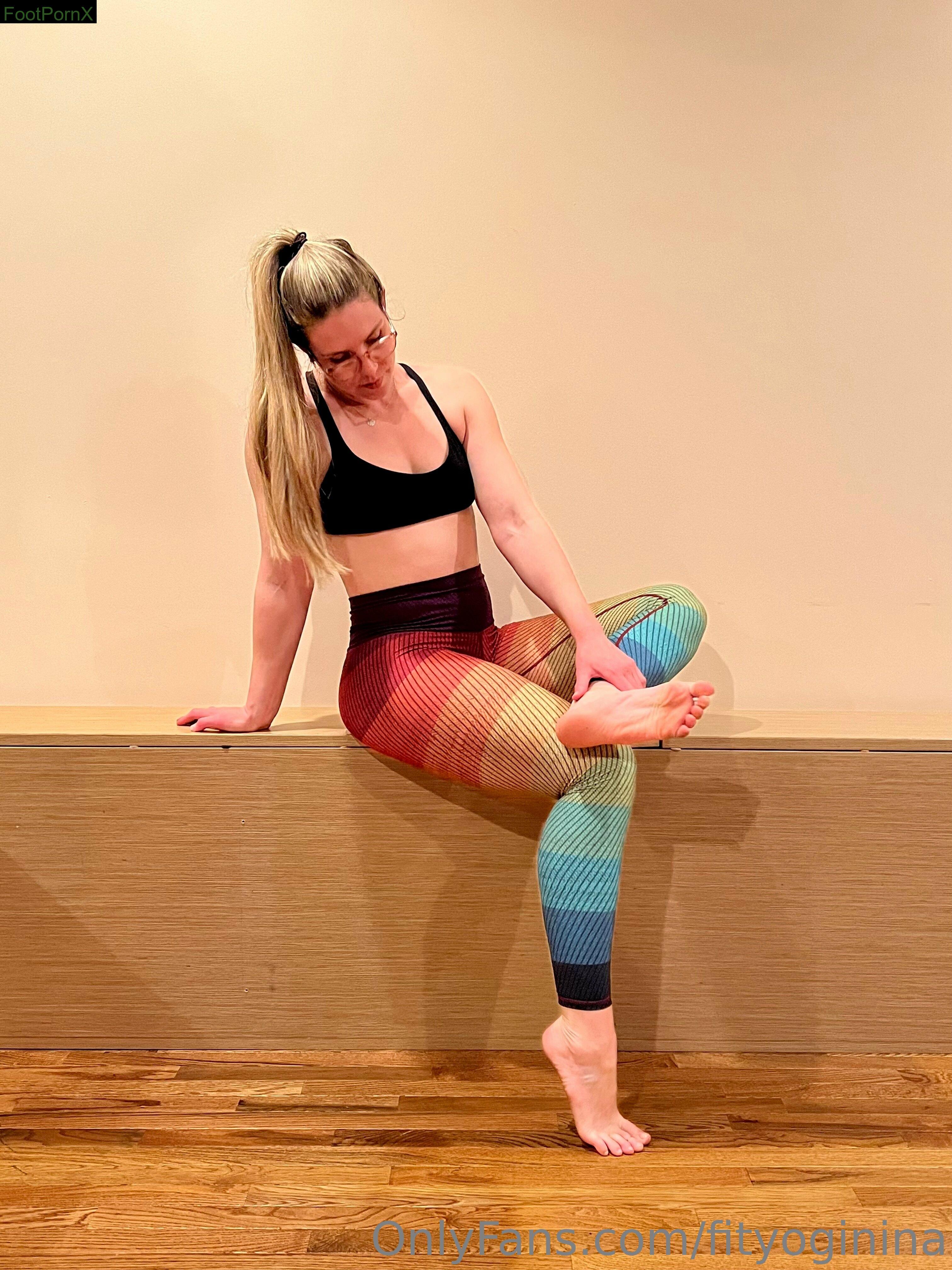 fityoginina feet photo 6