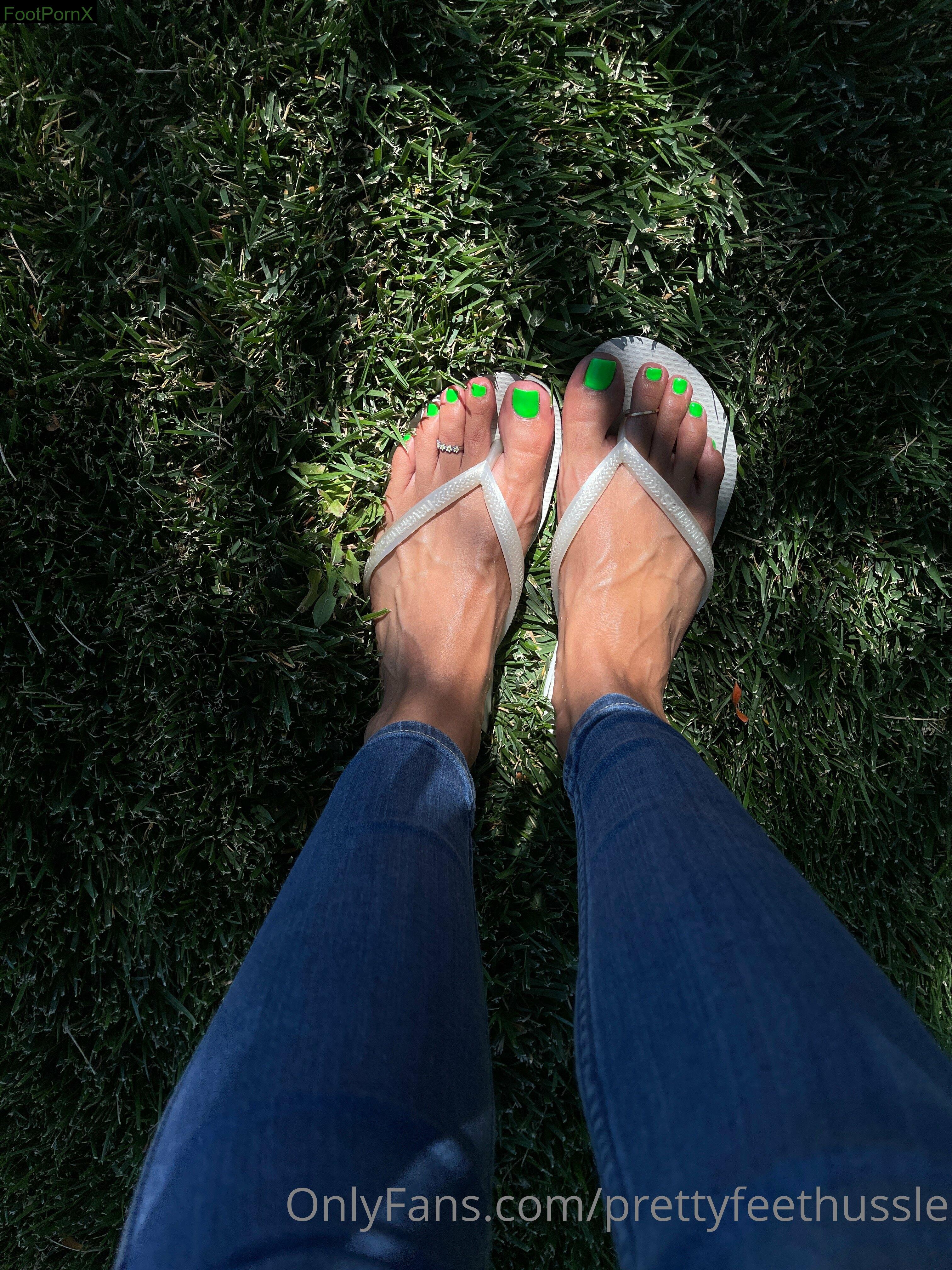 babyfeetgiirl feet photo 2