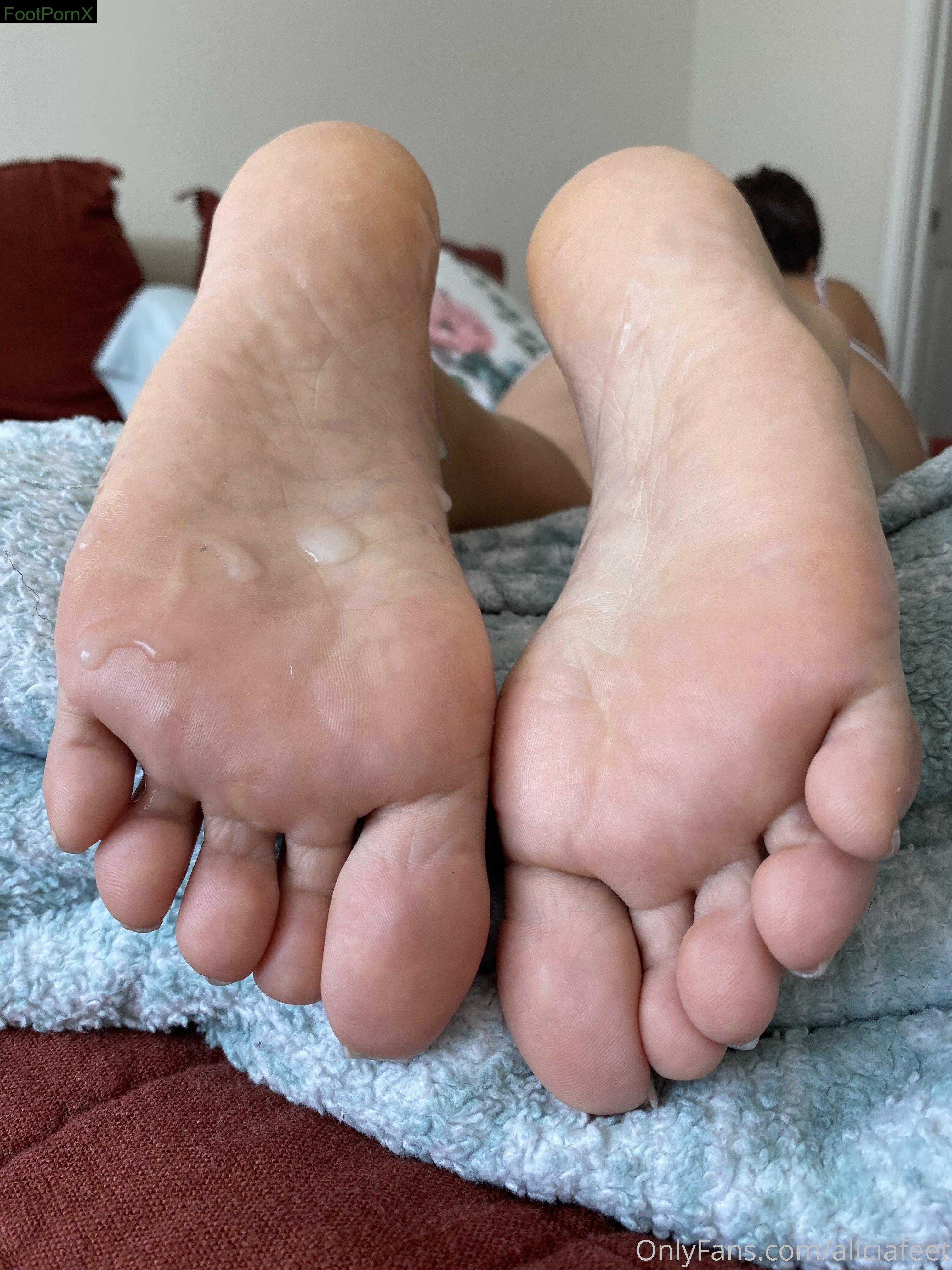 aliciafeet feet photo 4