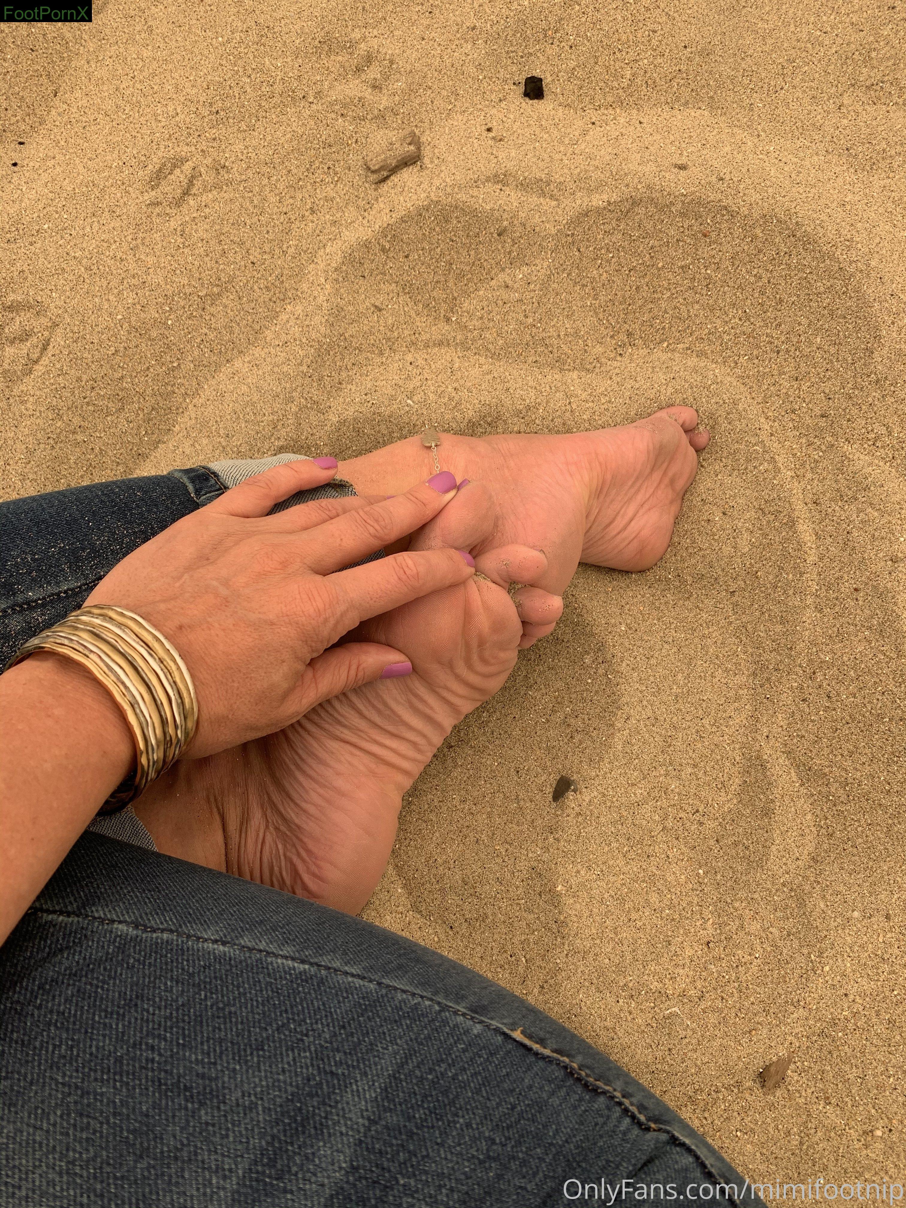 mimifootnip feet photo 16