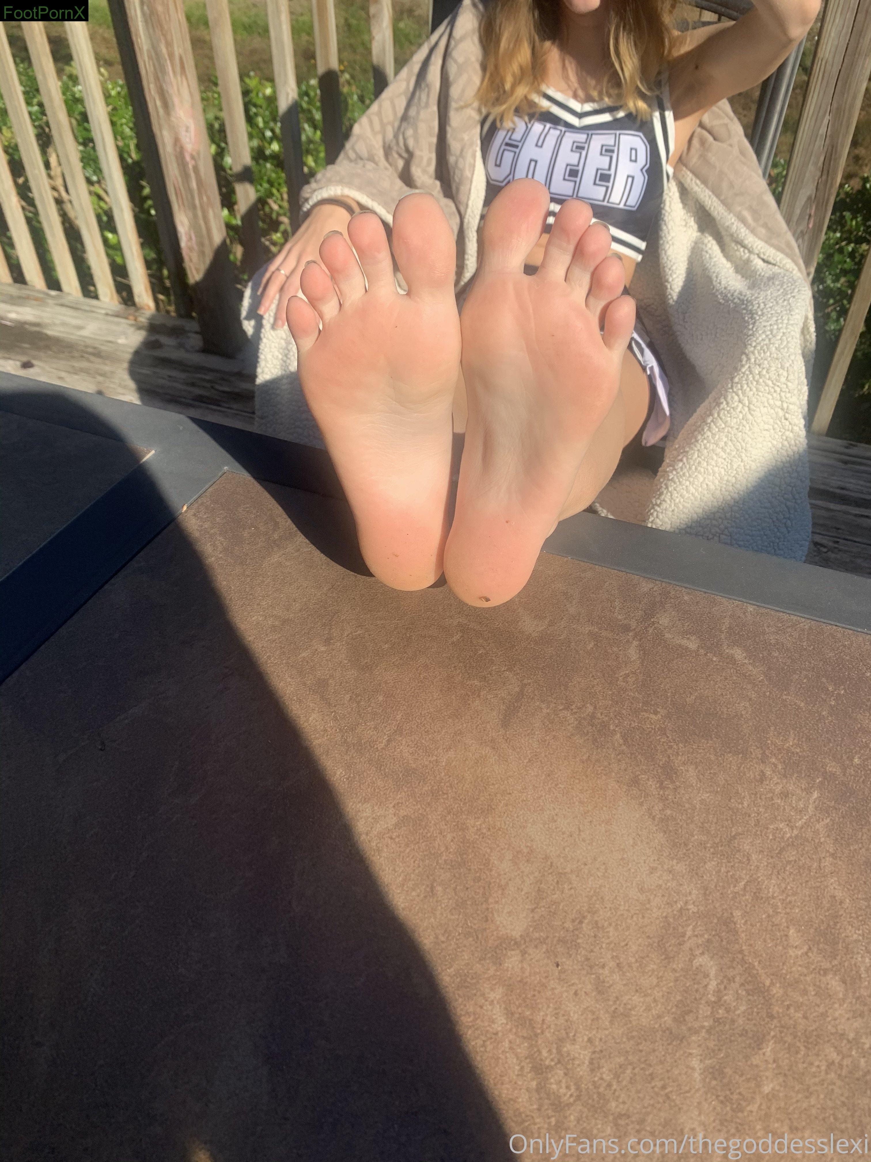 thegoddesslexi feet photo 18