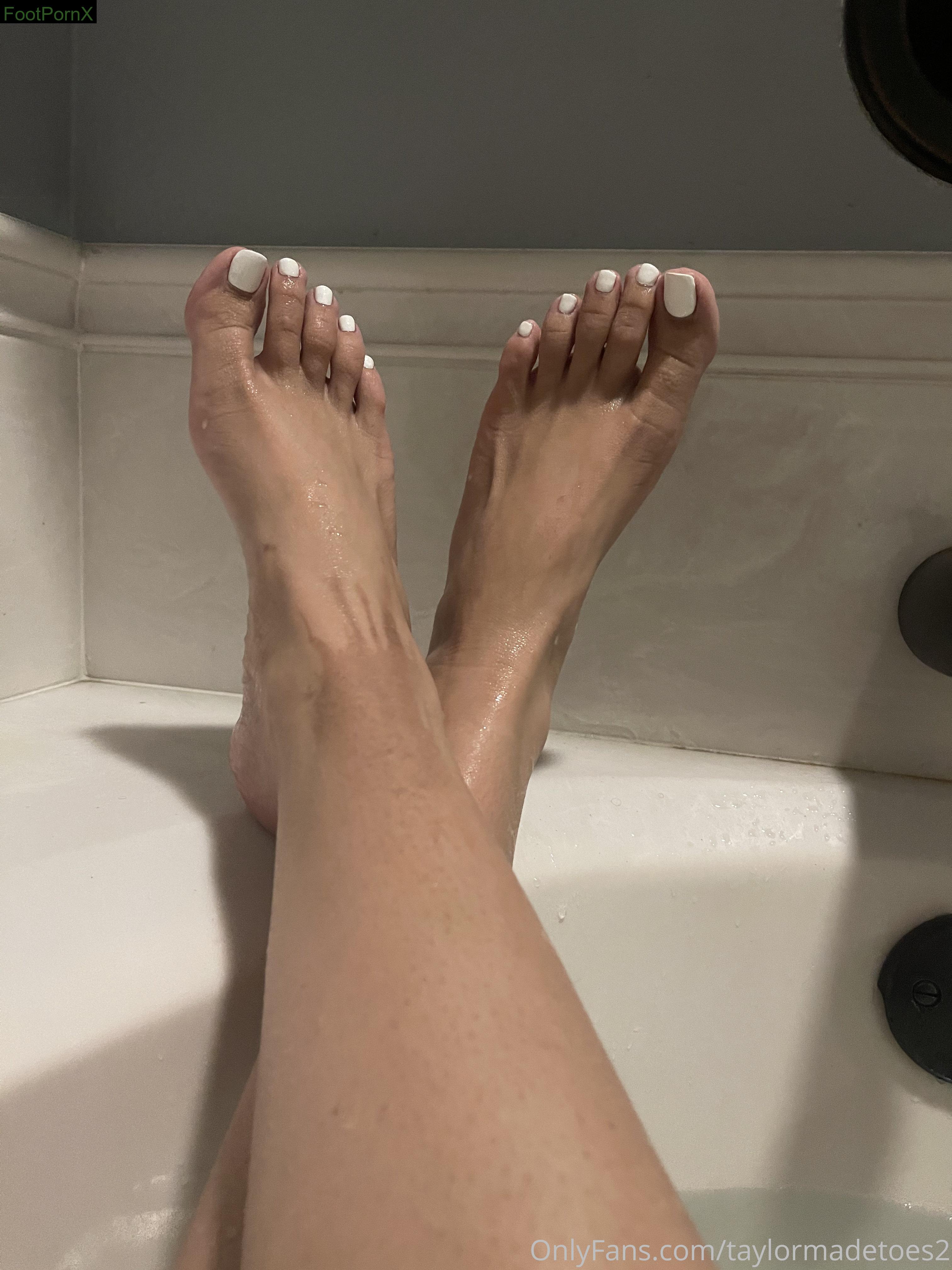 taylormadetoes2 feet photo 2