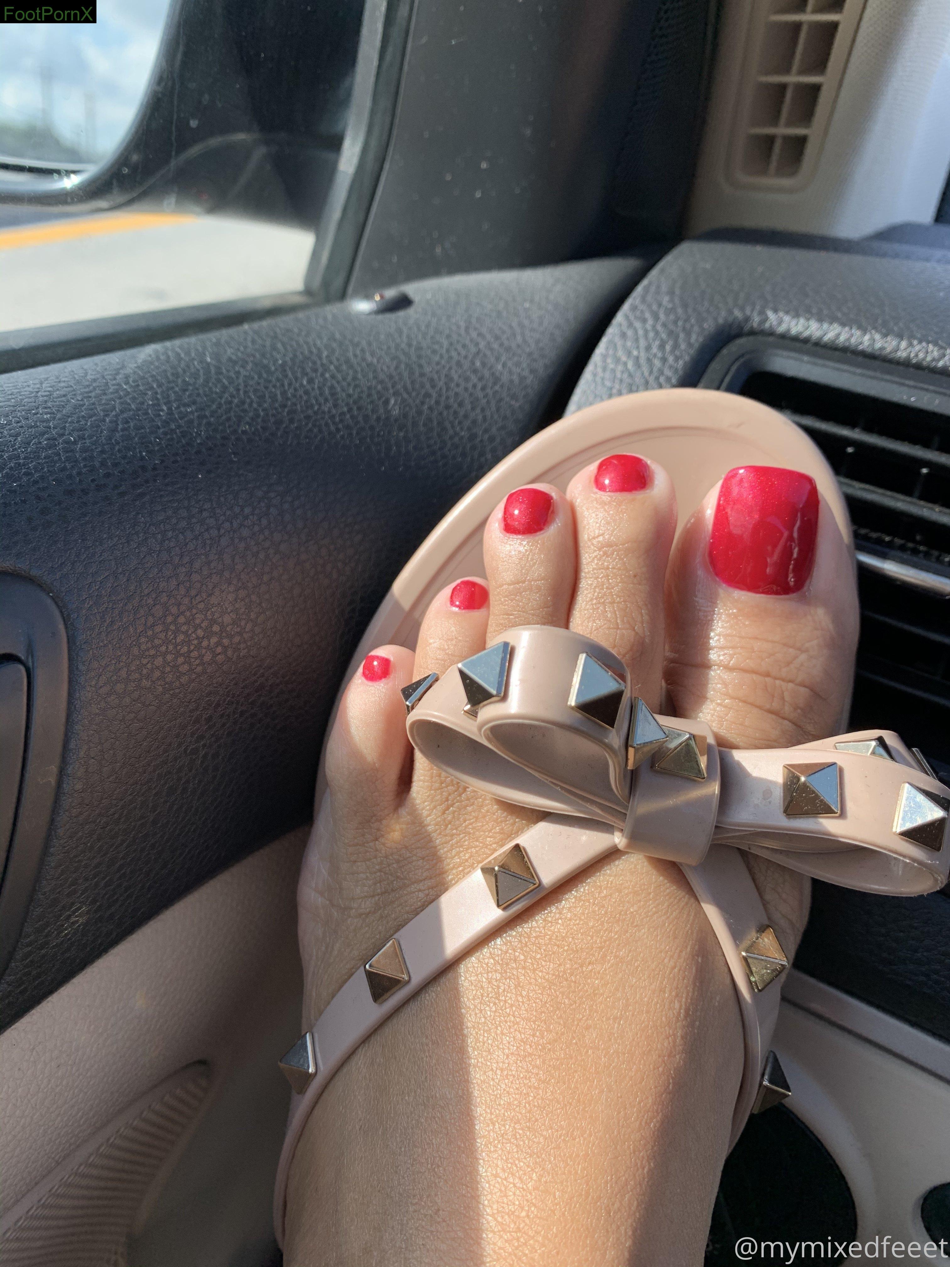 mymixedfeeet feet photo 14