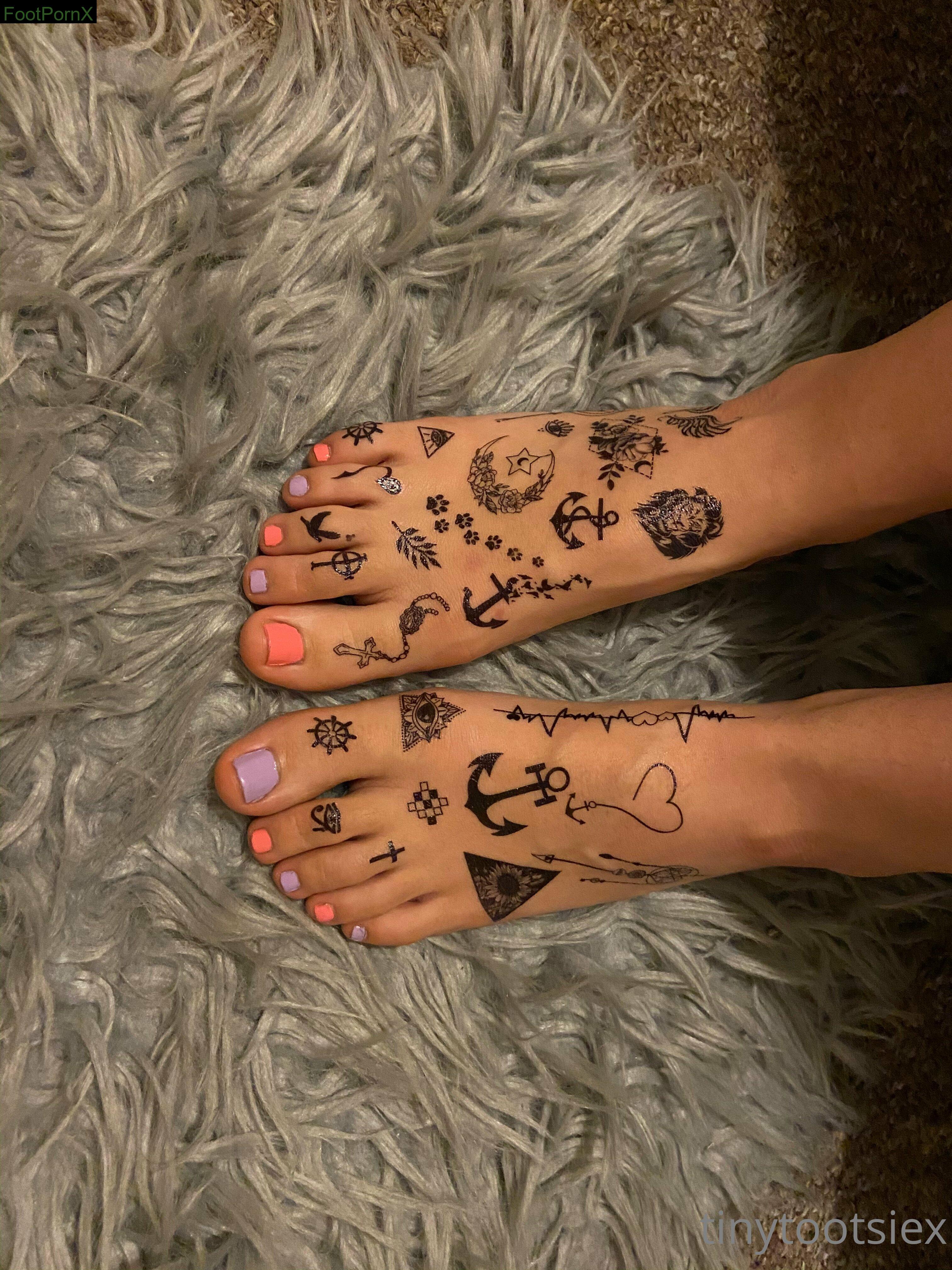 tinytootsiex feet photo 14