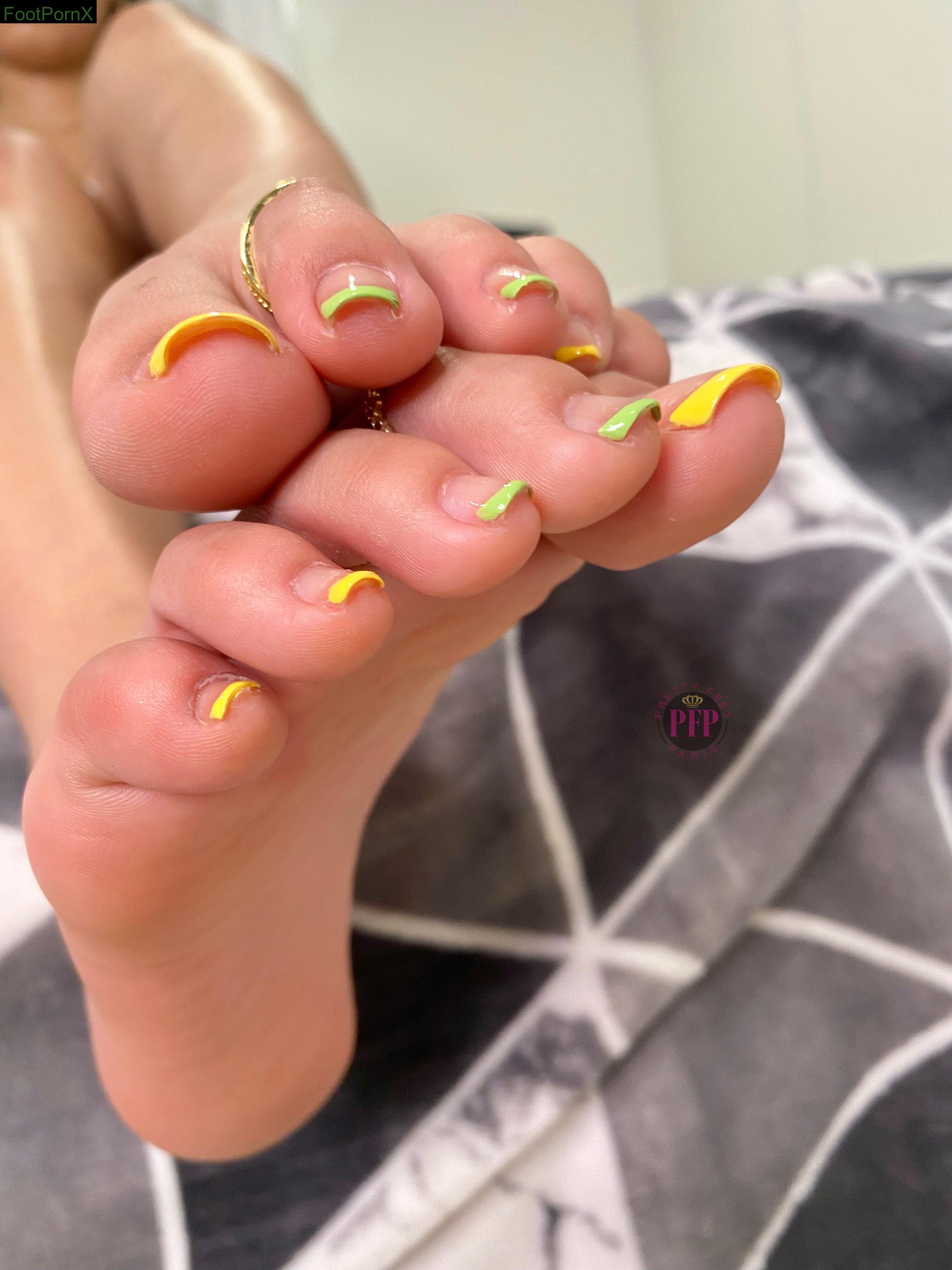 PrettyFeetParis feet photo 23