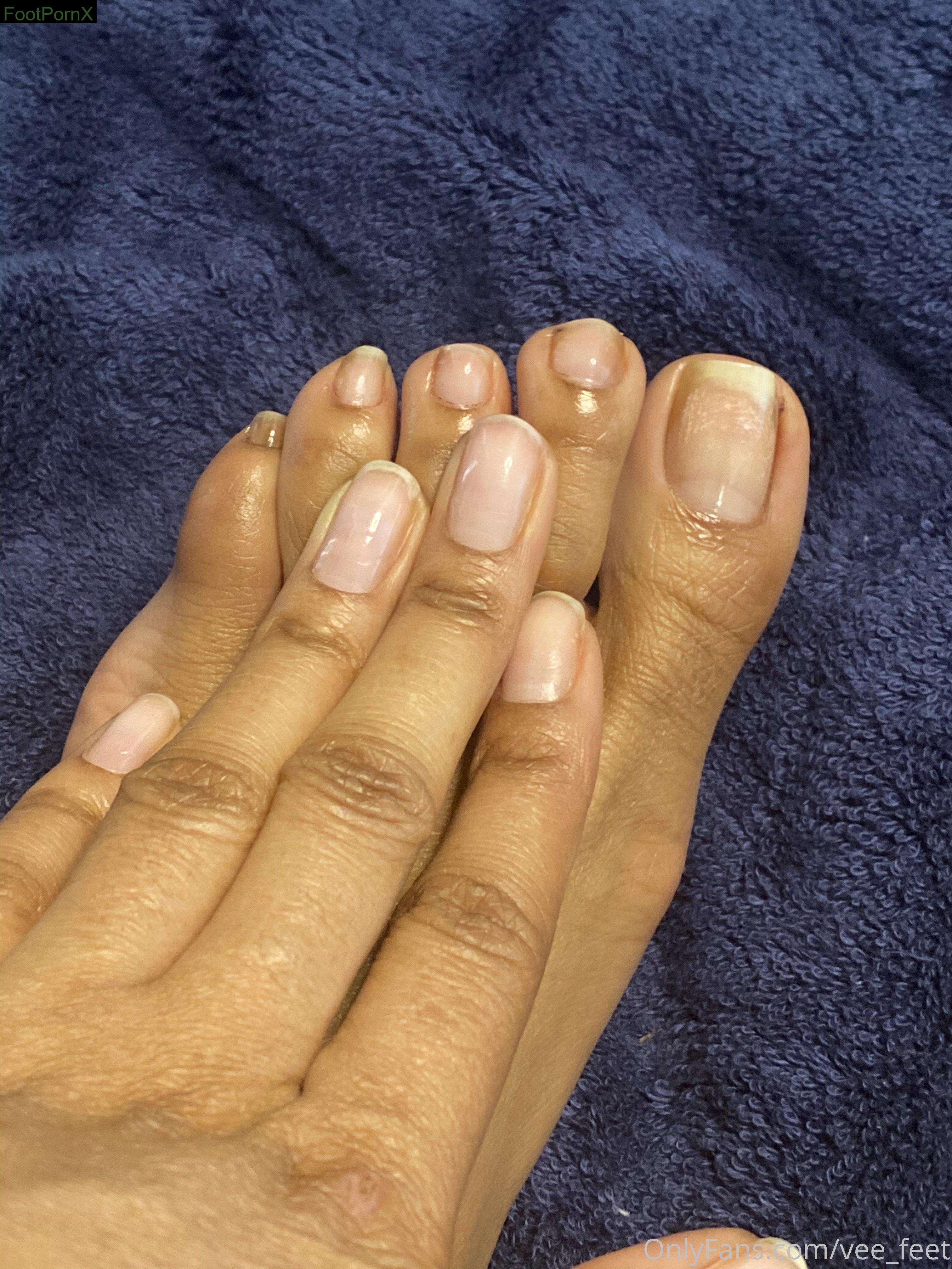 vee_feet feet photo 16