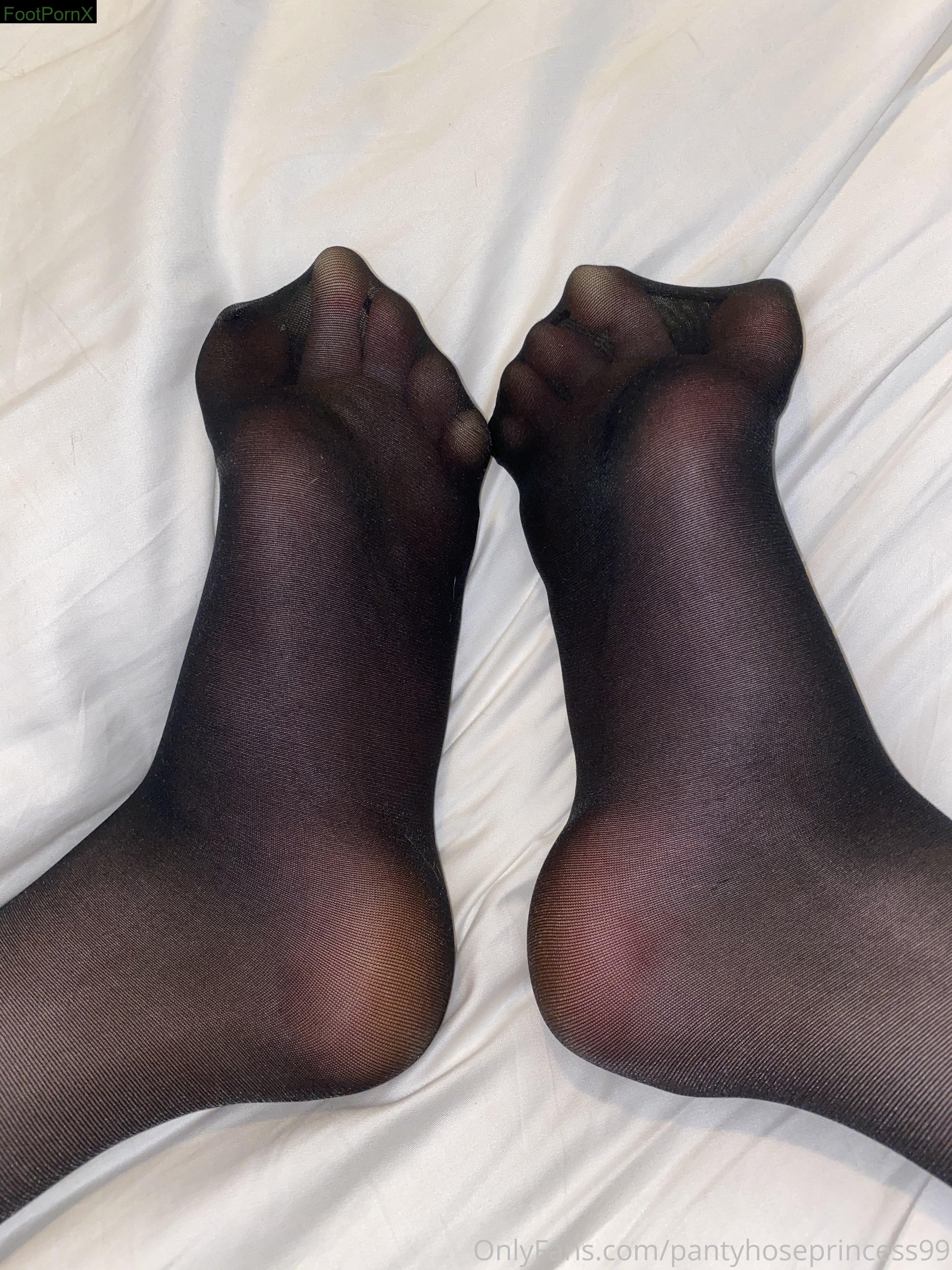pantyhose_princess99 feet photo 5