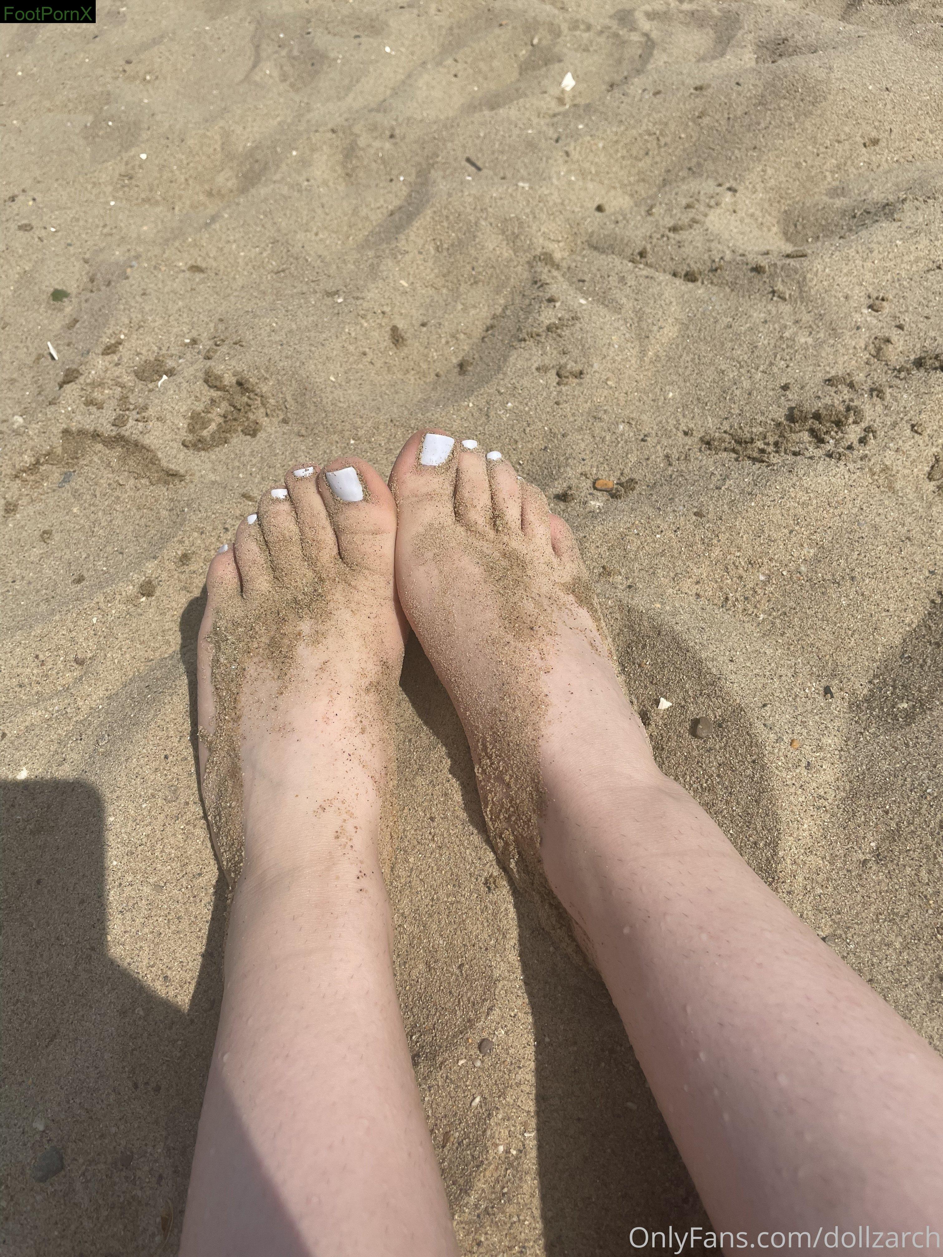 dollsarch feet photo 5
