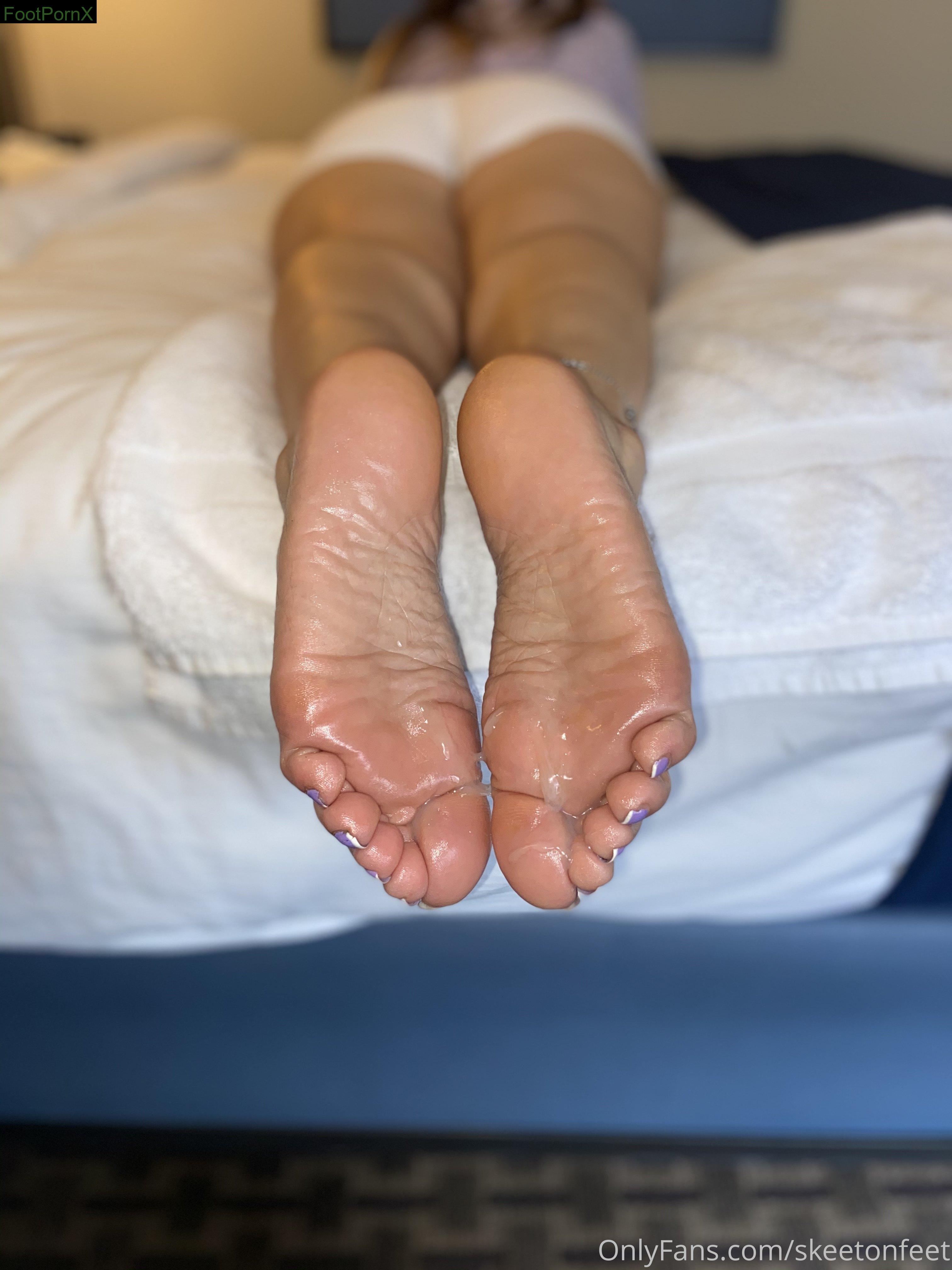 skeetonfeet feet photo 10