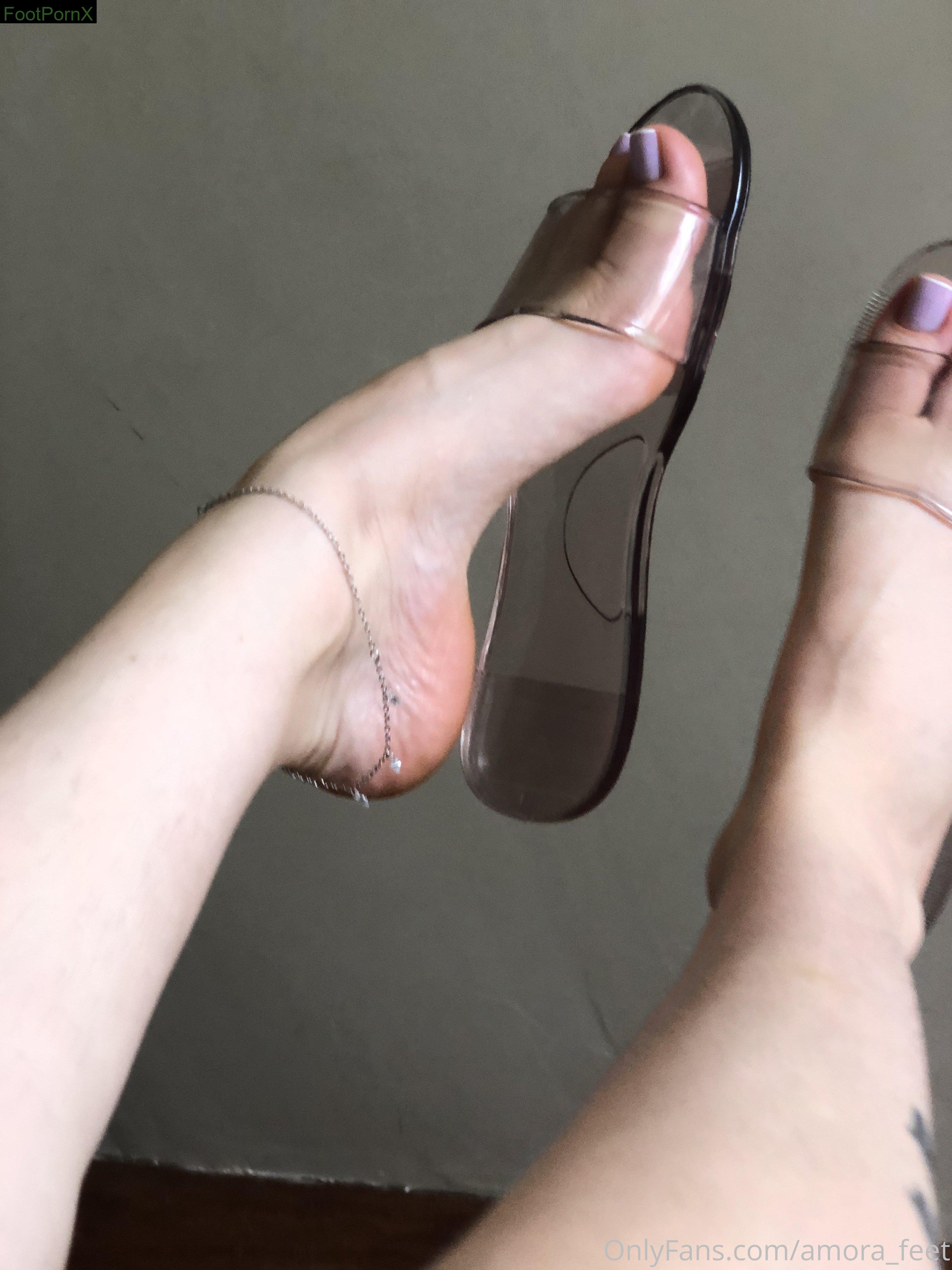 amora_feet feet photo 3